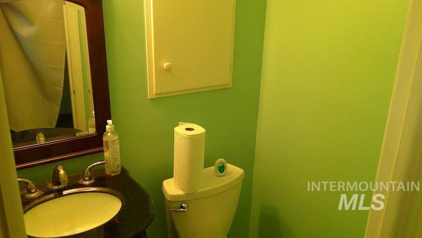 1205 Lawndale Dr. Property Photo 24