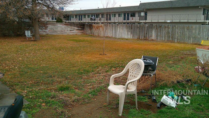 1205 Lawndale Dr. Property Photo 26