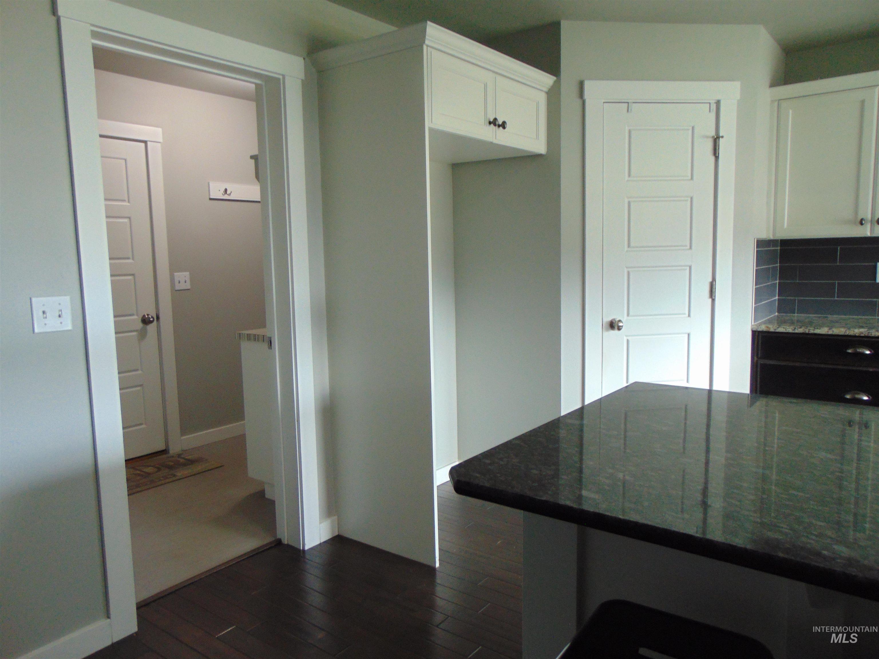 983 South Street Property Photo 15