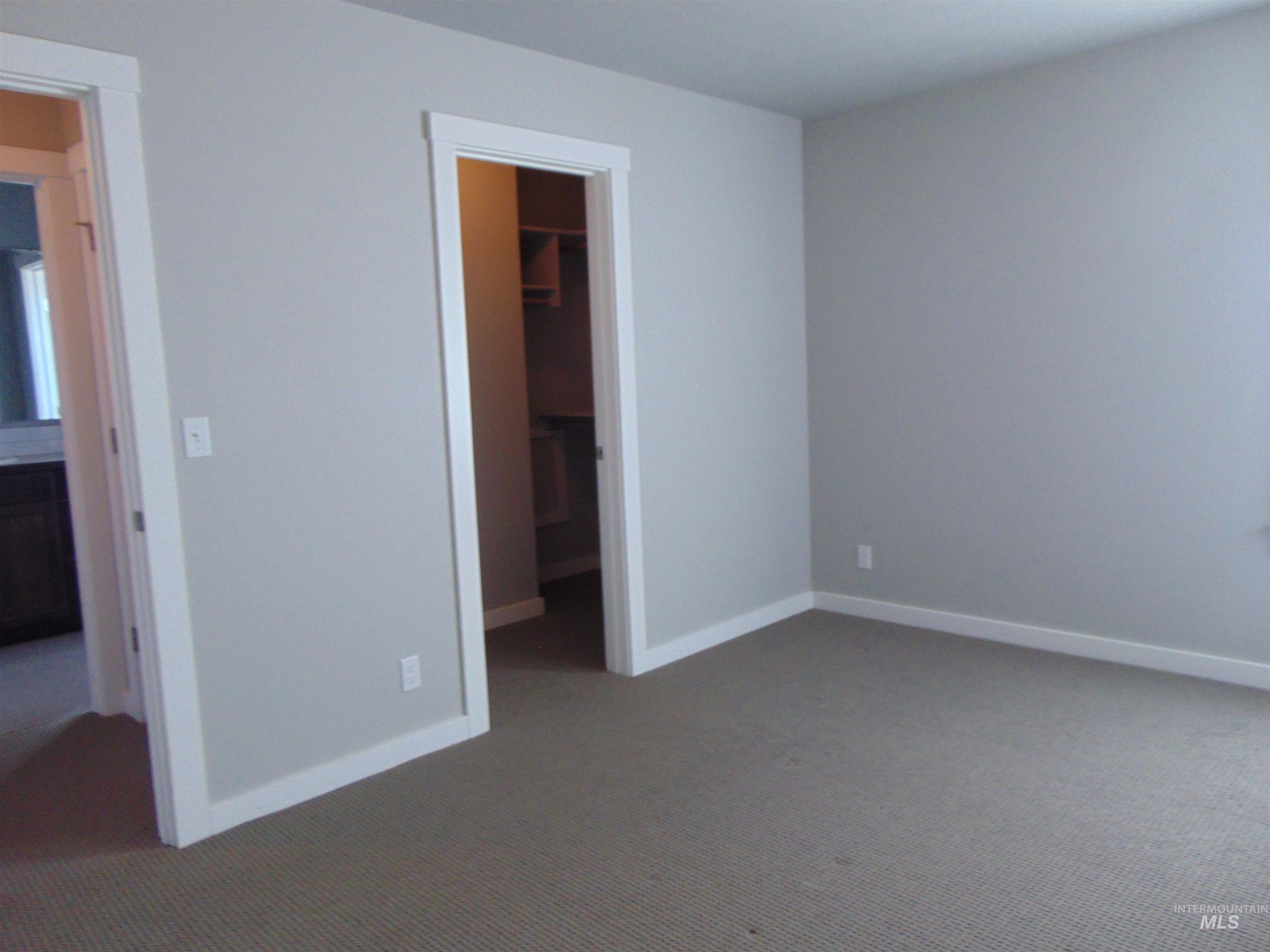 983 South Street Property Photo 25