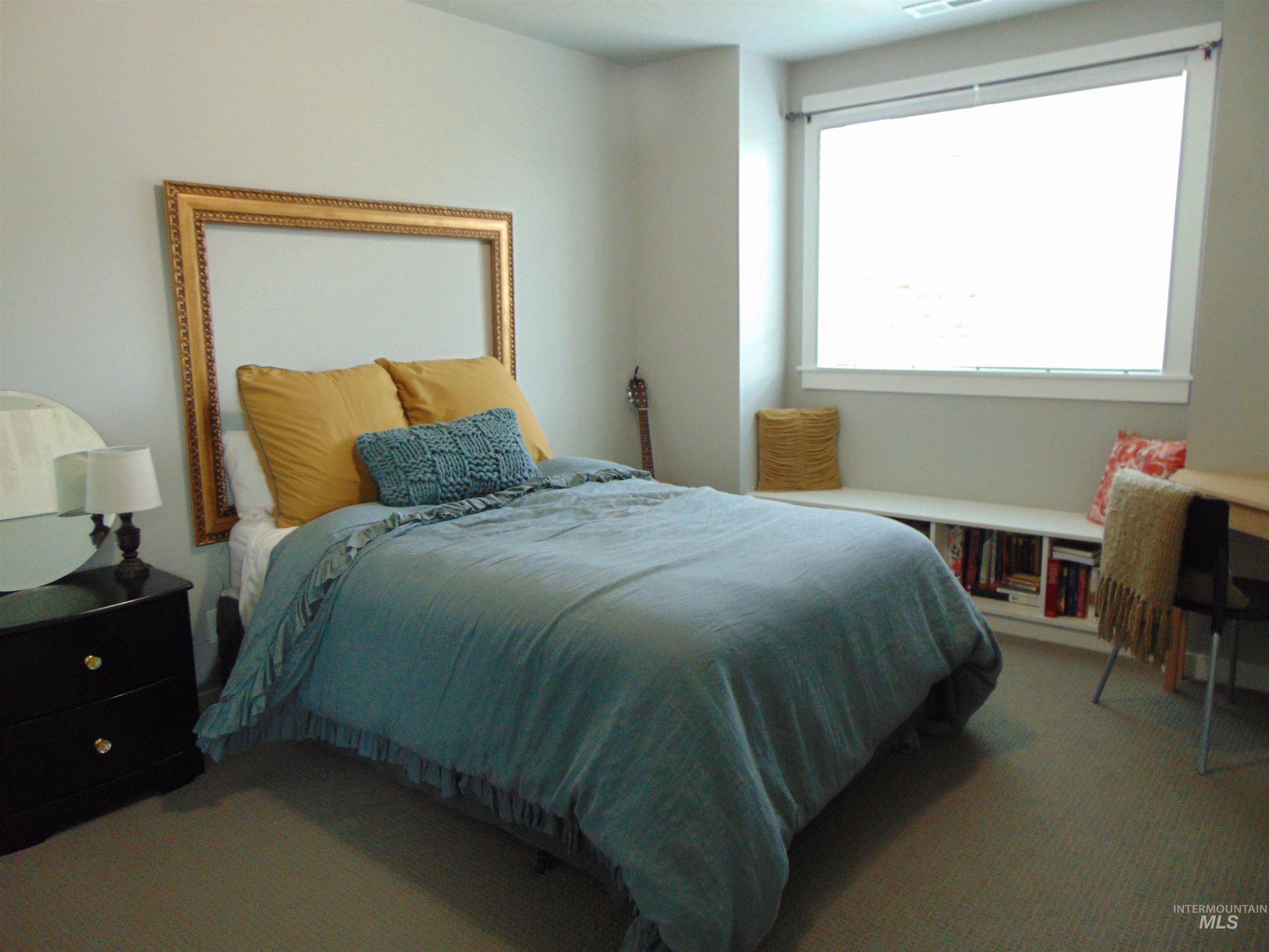 983 South Street Property Photo 28