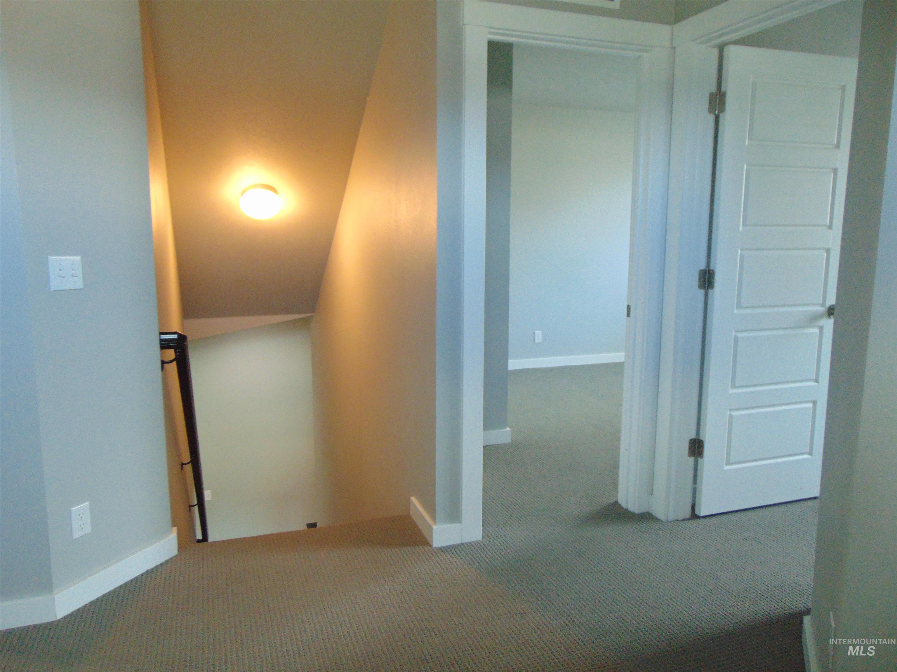 983 South Street Property Photo 29