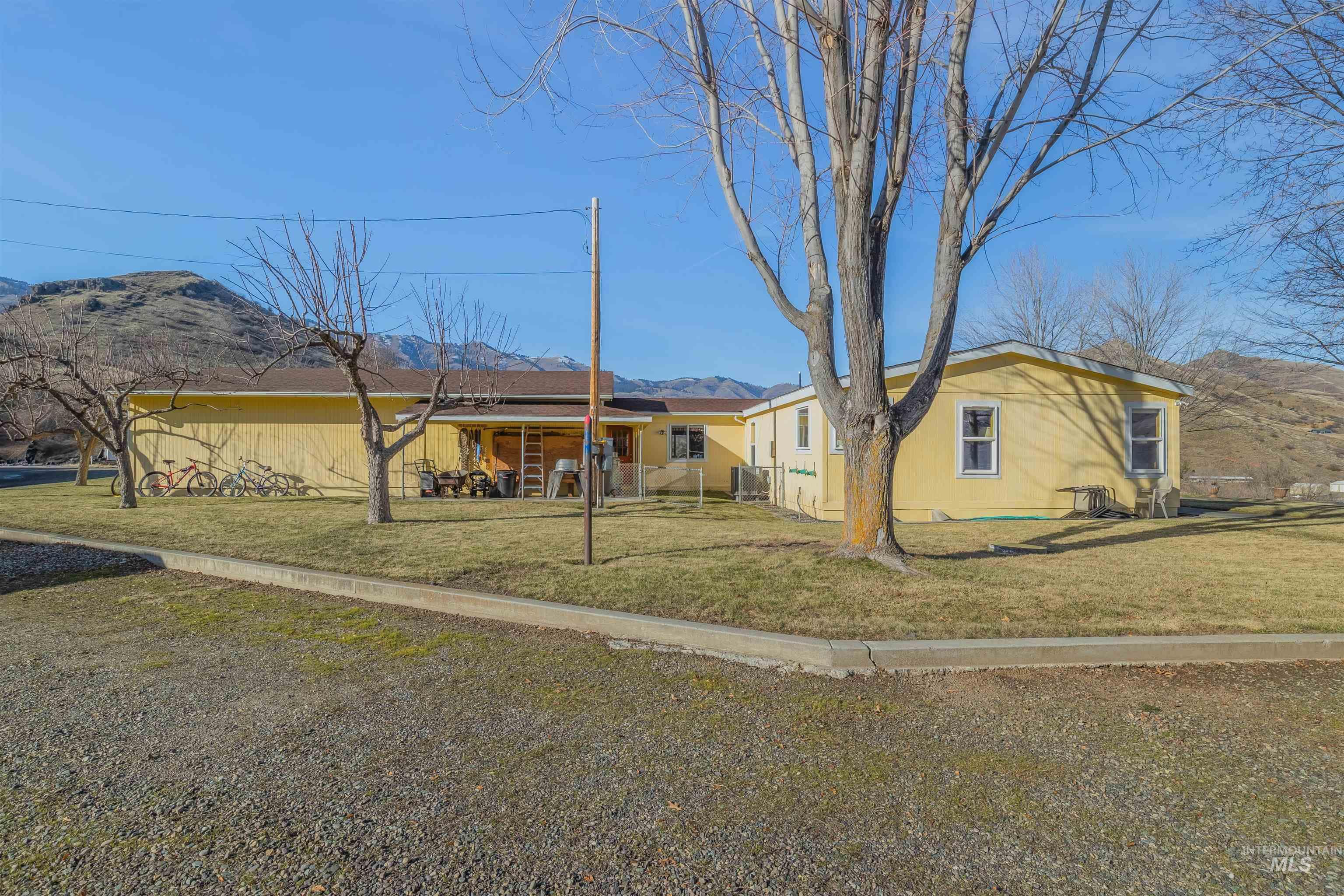 138 River Mountain Road Property Photo 11