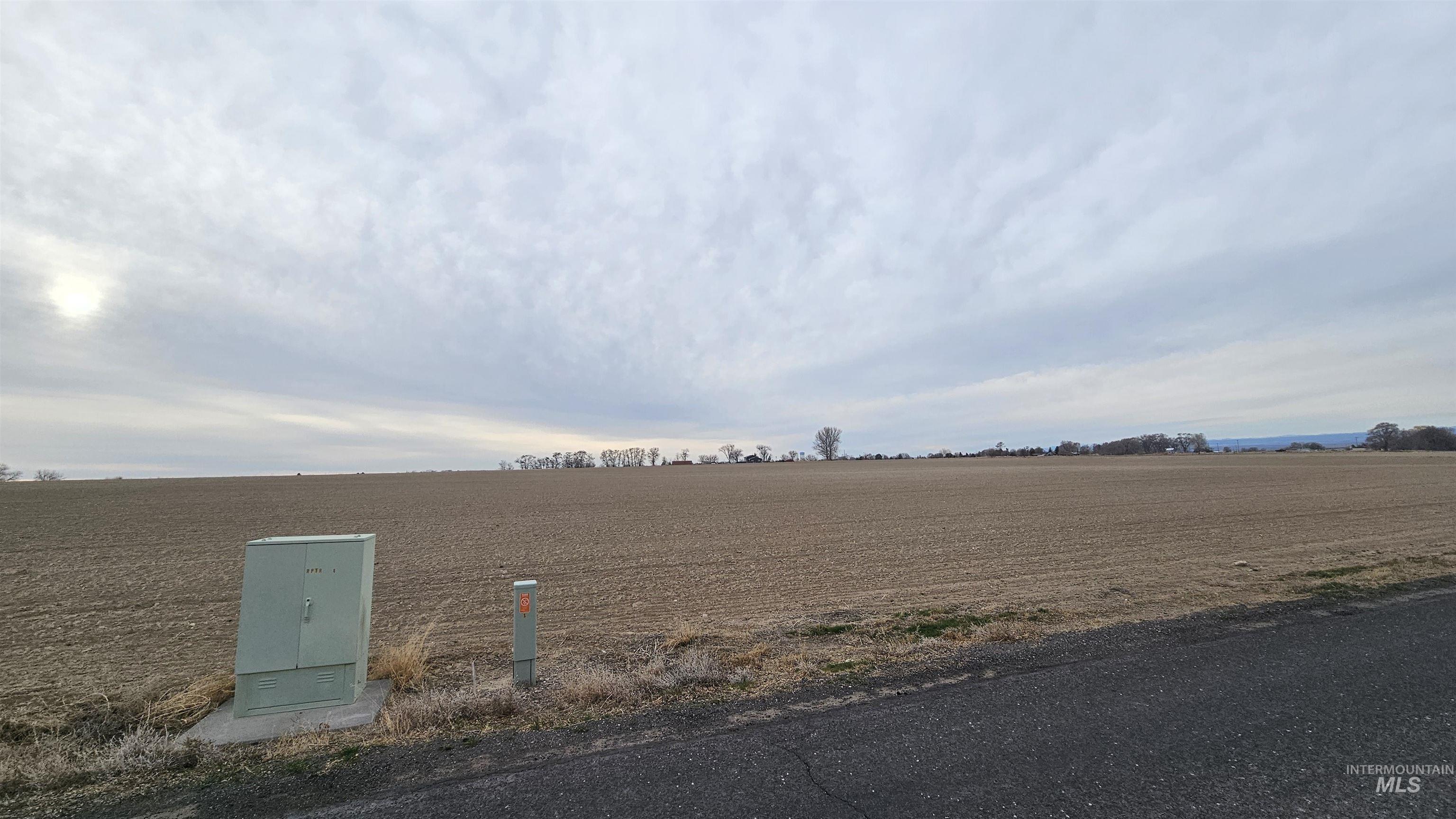 Hwy 30 1600 E Property Photo 4