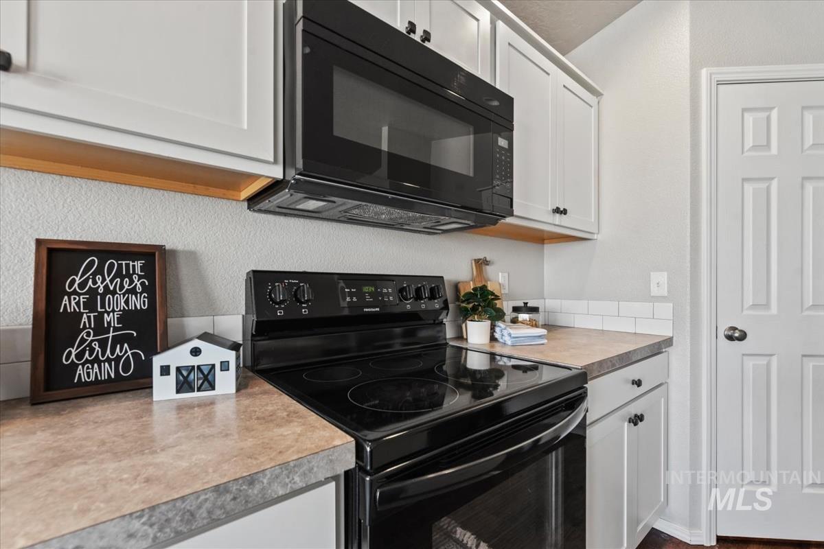 1685 Sw Levant Way Property Photo 16