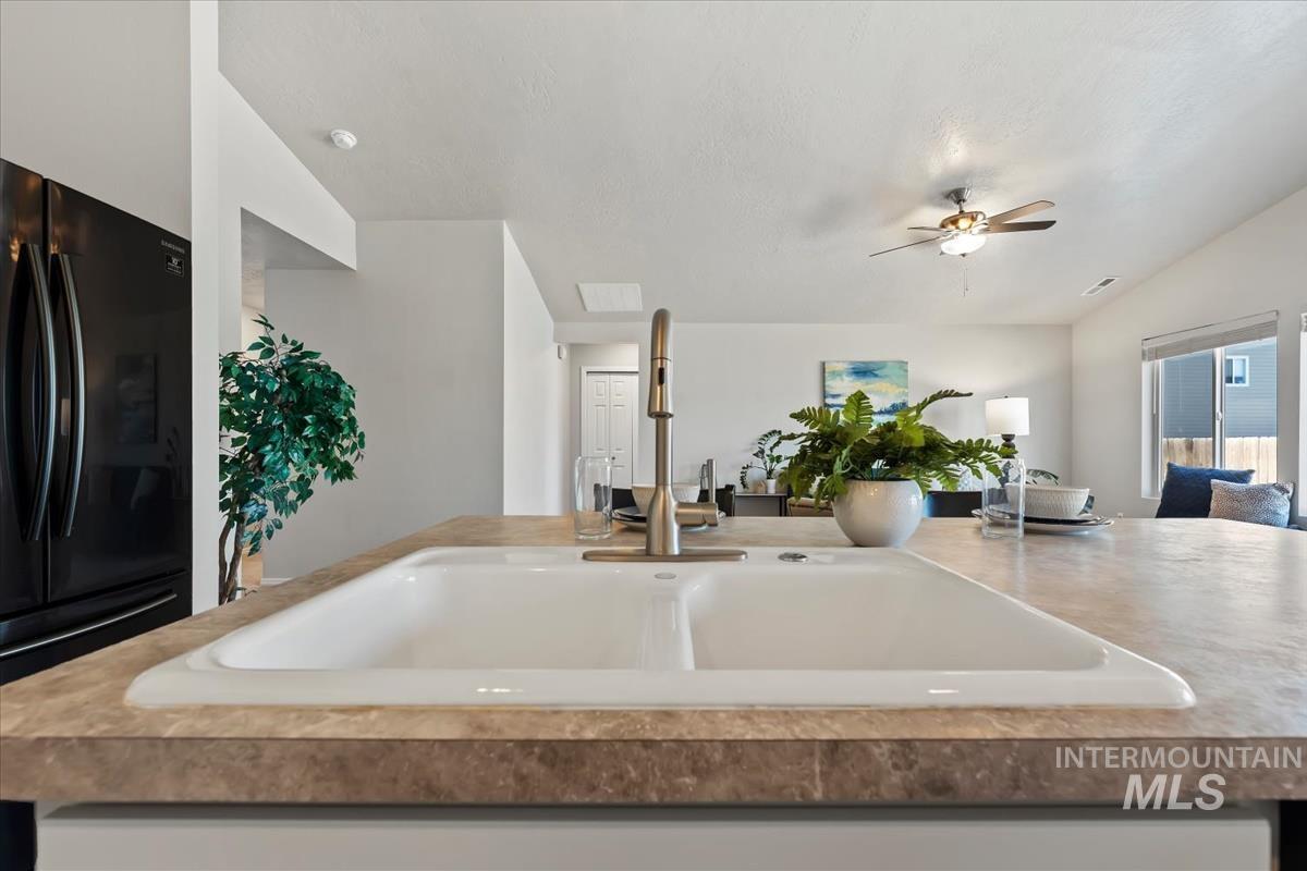 1685 Sw Levant Way Property Photo 17