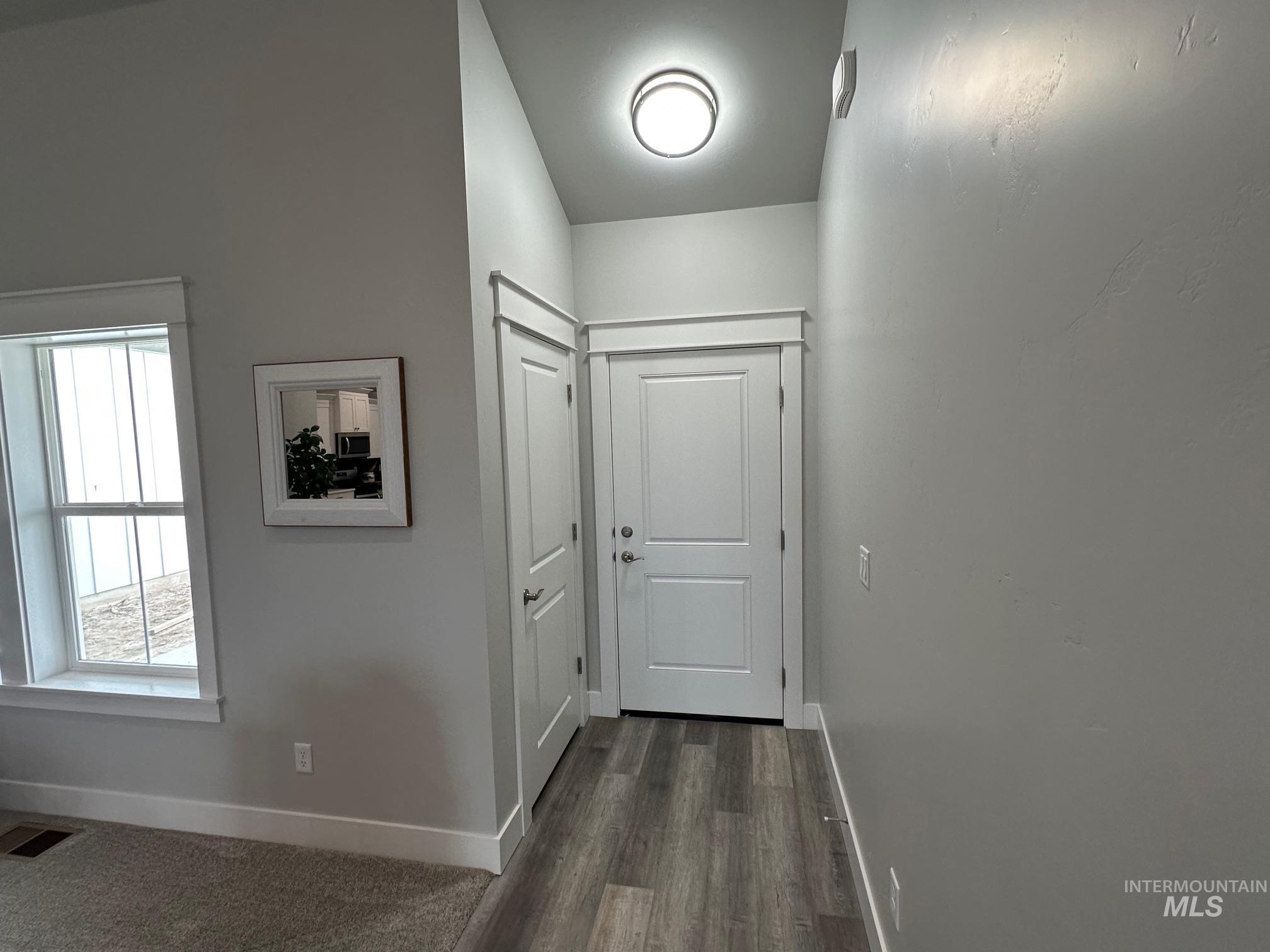 4079 Williams St Property Photo 6