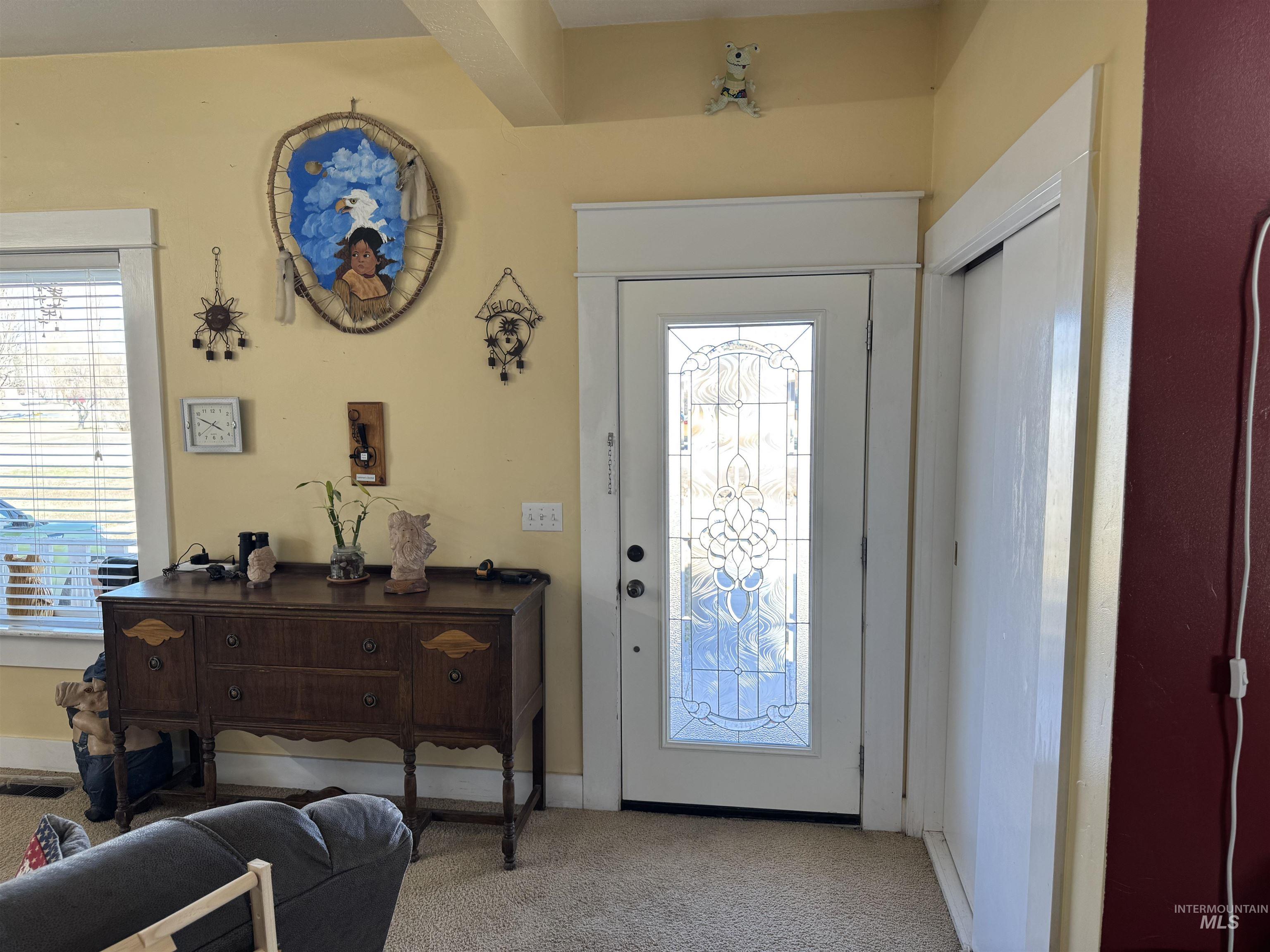 145 N Lincoln Property Photo 12