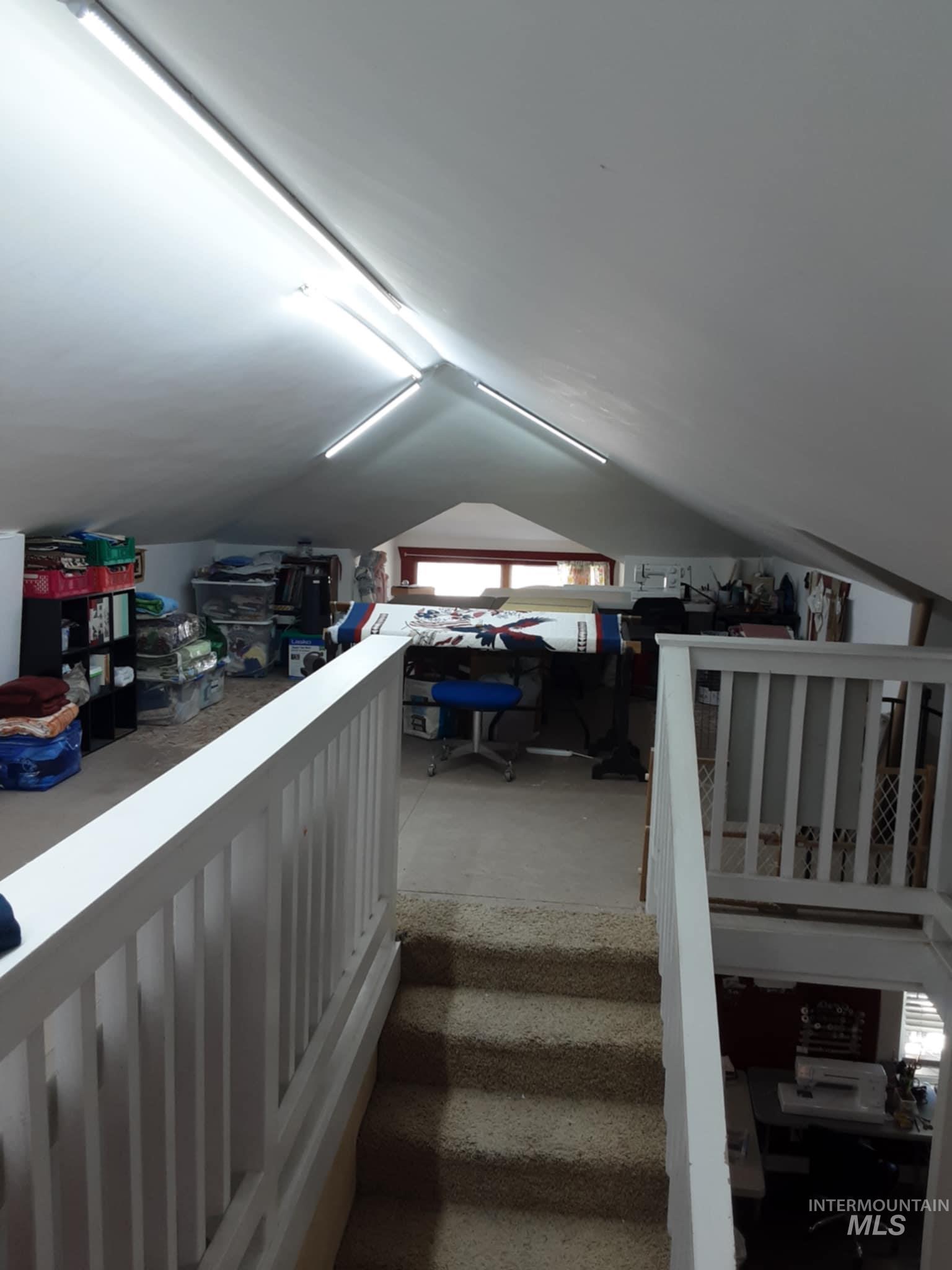 145 N Lincoln Property Photo 29