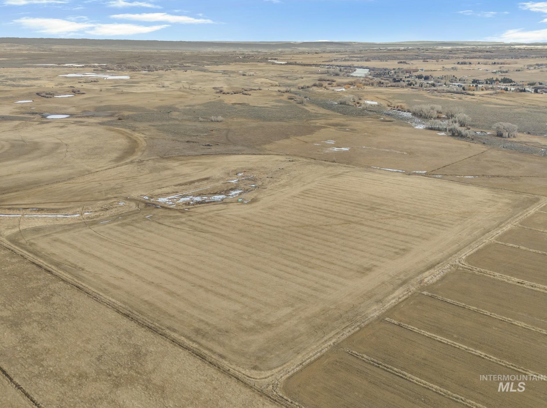 Sand Creek Rd Property Photo 2