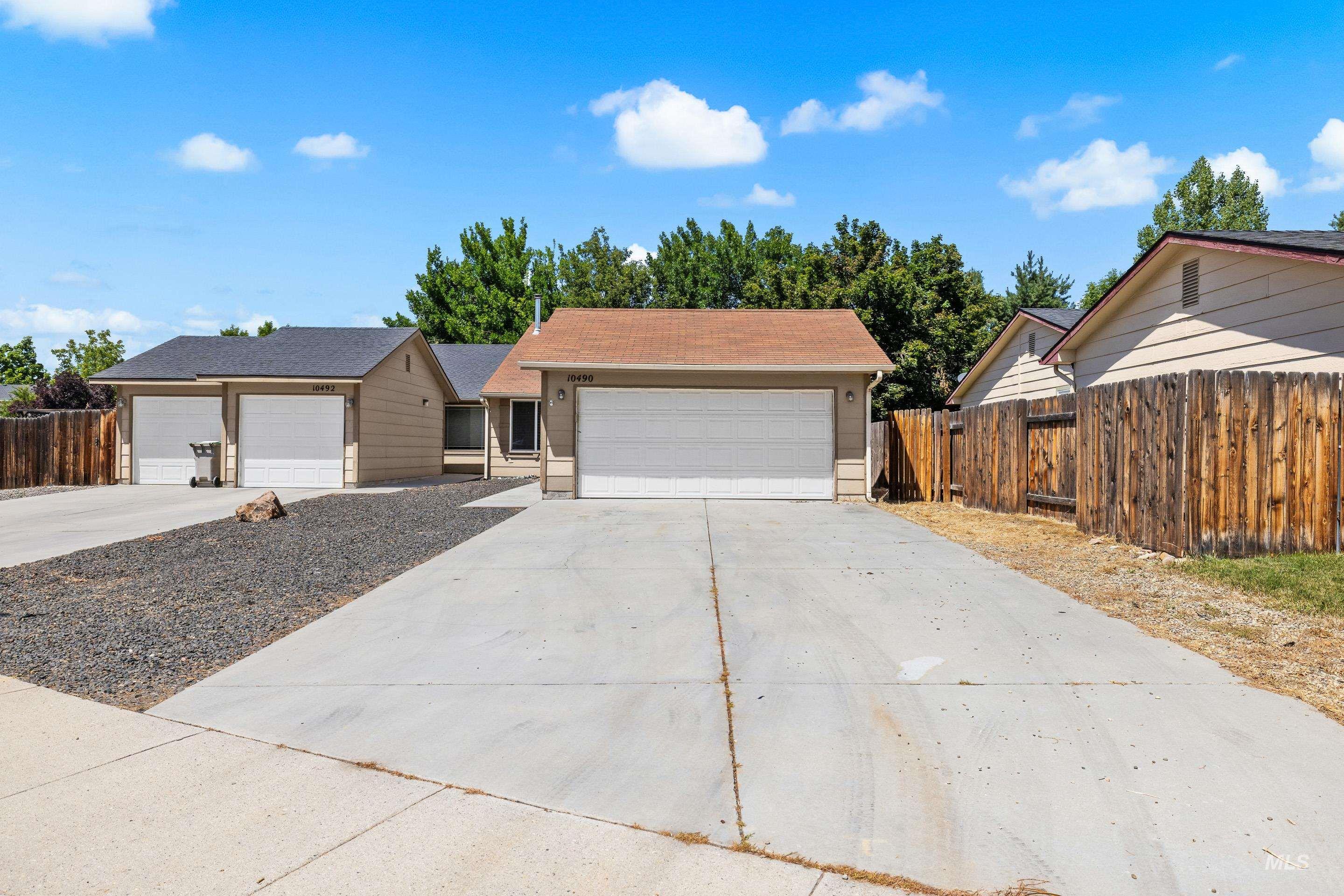 10490 W Cory St Property Photo 2