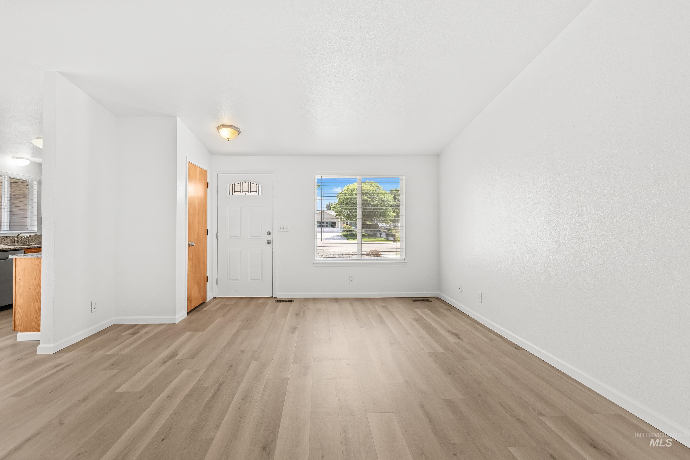 10490 W Cory St Property Photo 6
