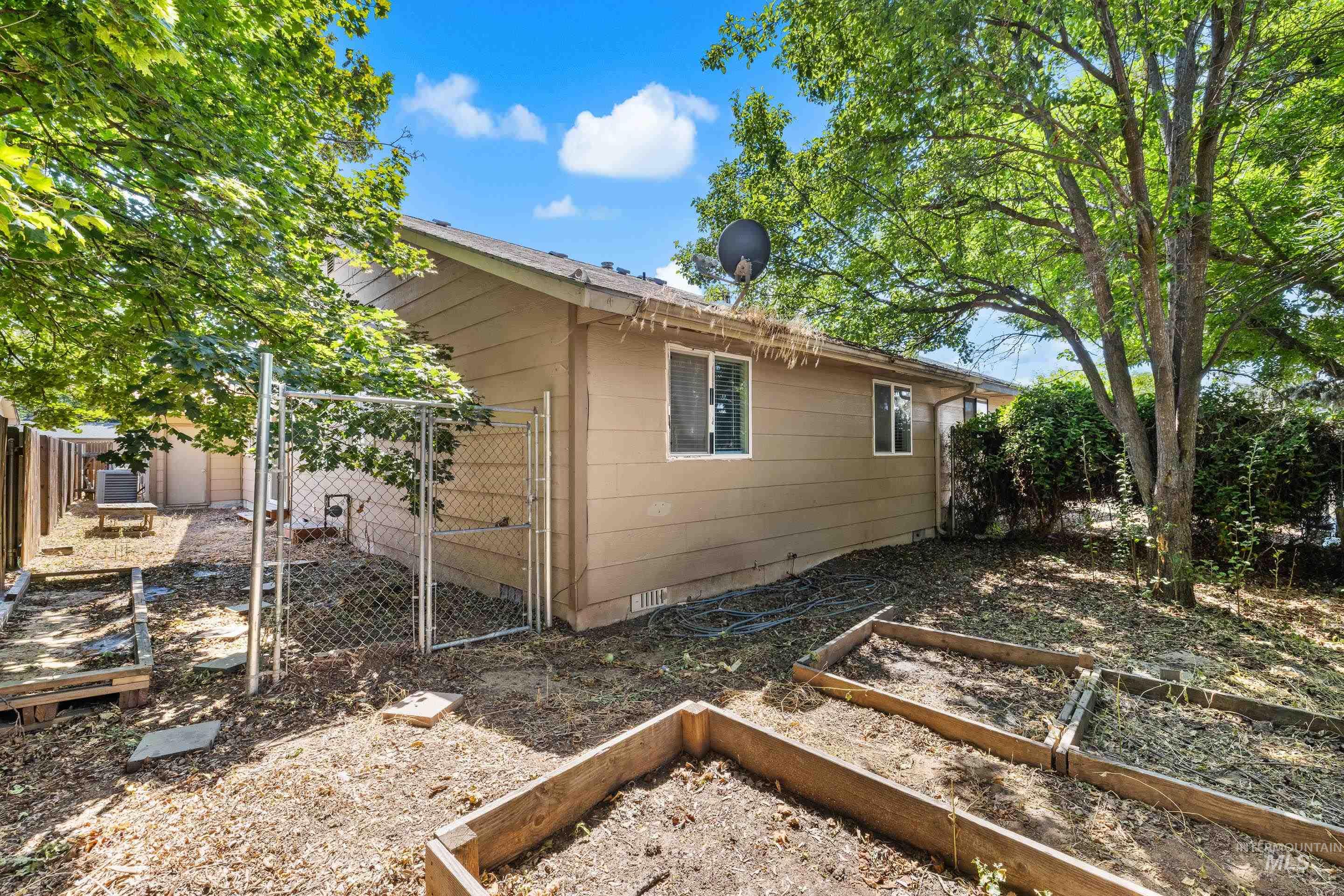 10490 W Cory St Property Photo 35
