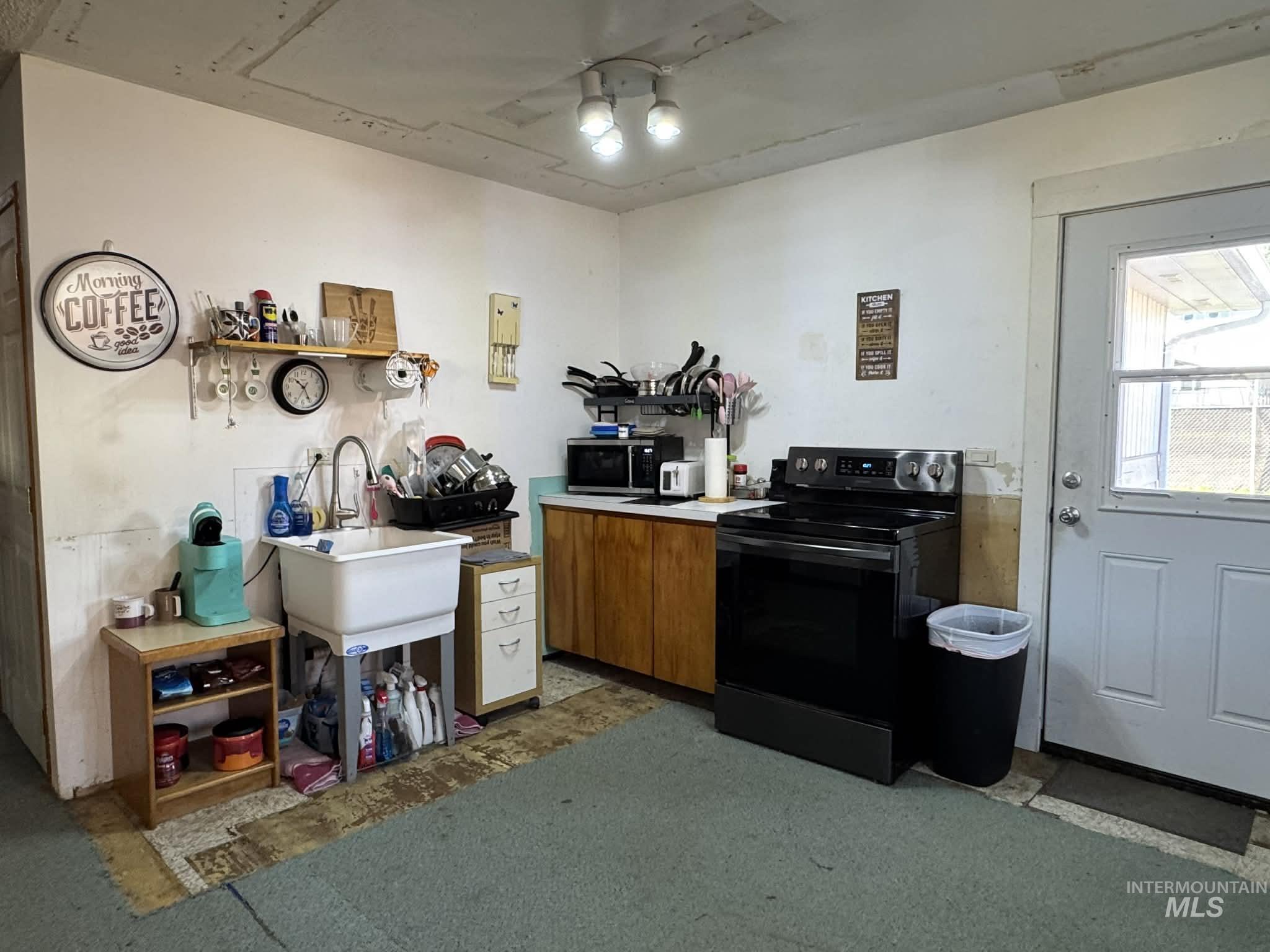 1010 Idaho St Property Photo 2