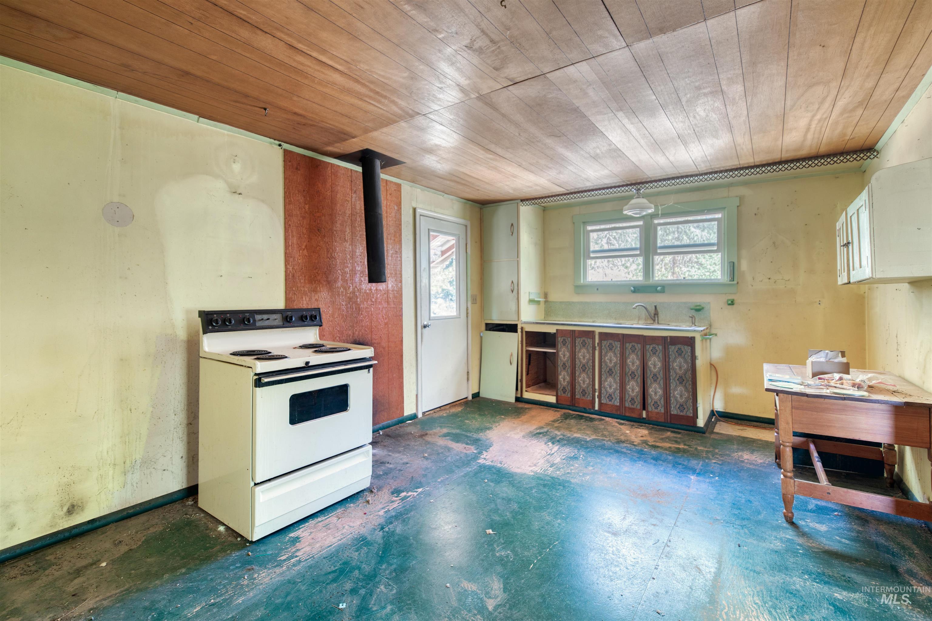 175 Ranft Rd Property Photo 9