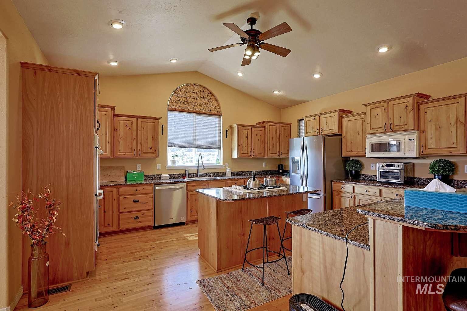 1422 River View Ln Property Photo 11