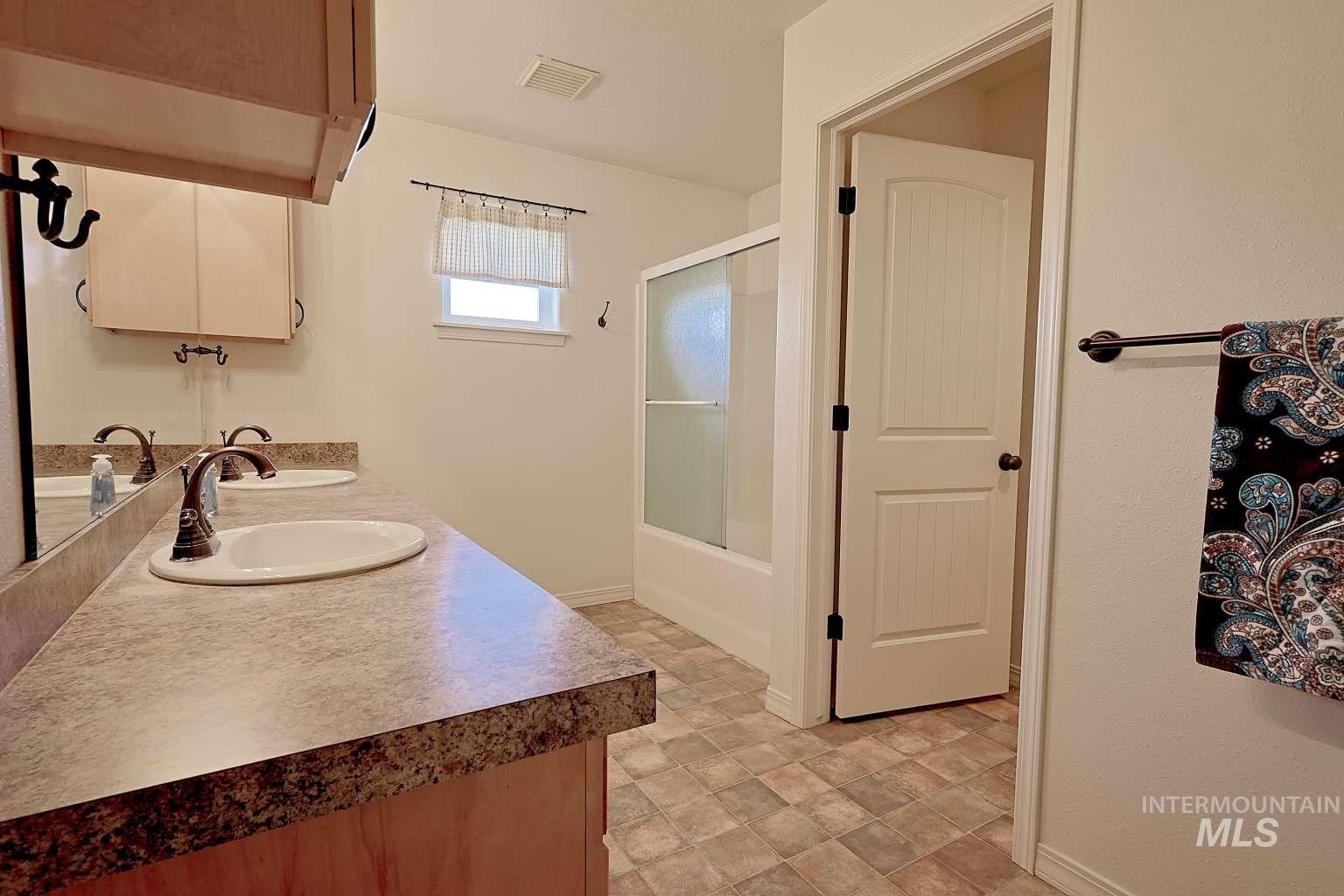1422 River View Ln Property Photo 33
