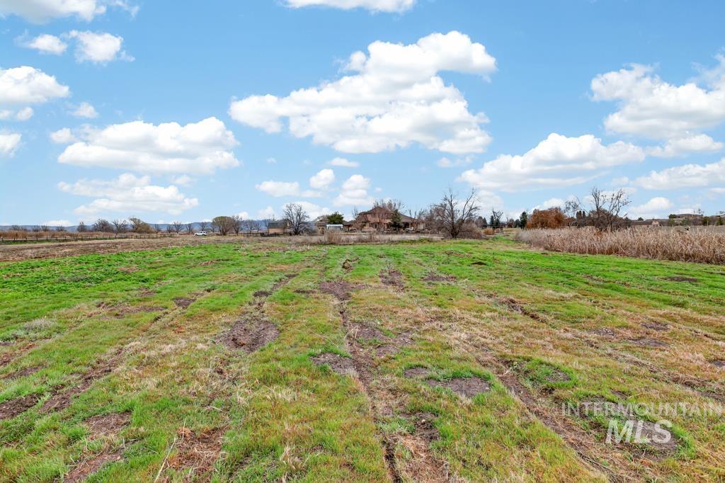 7549 N Stonebriar Ln Property Photo 16