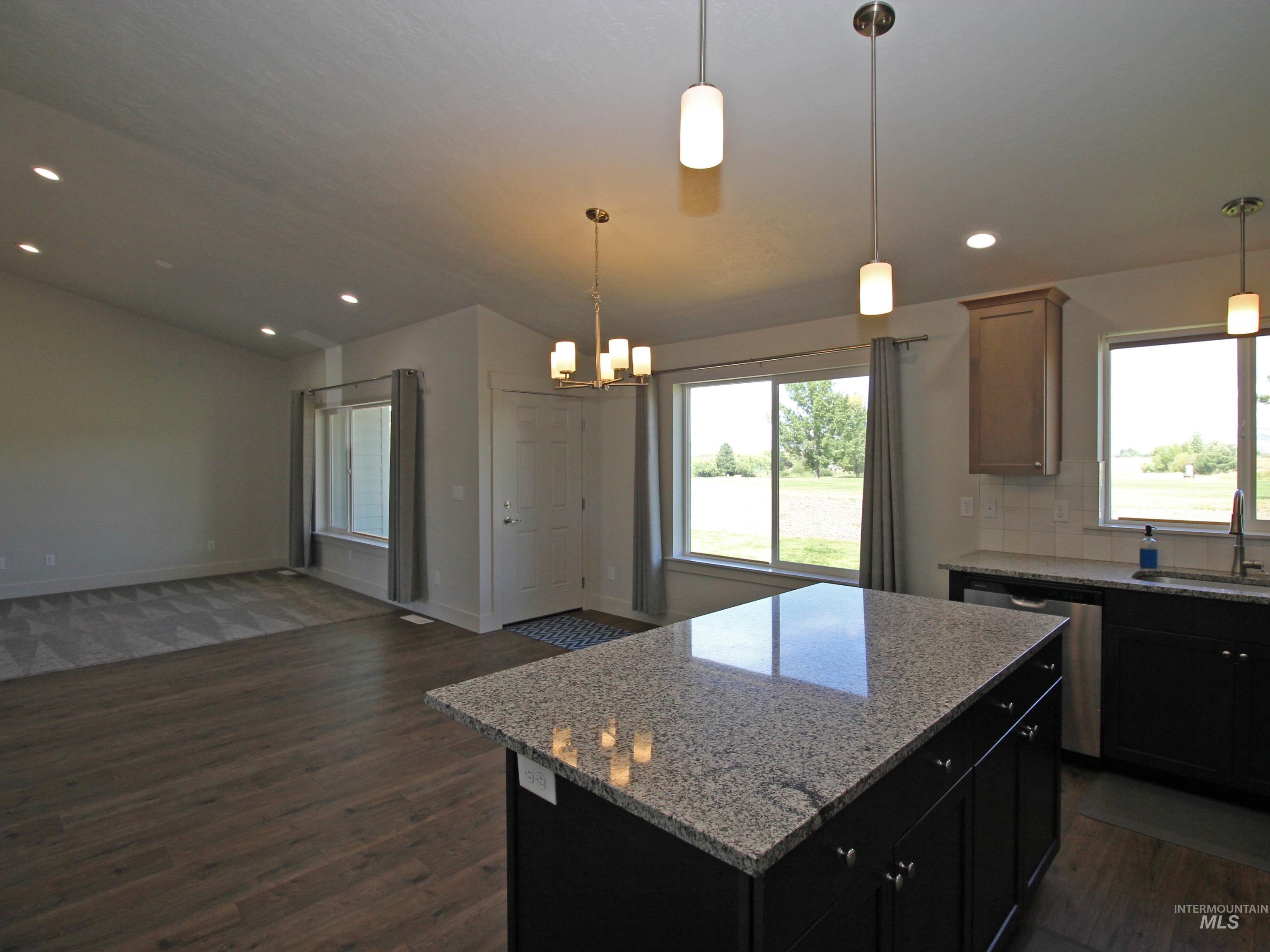 2272 Golf Lane Property Photo 10