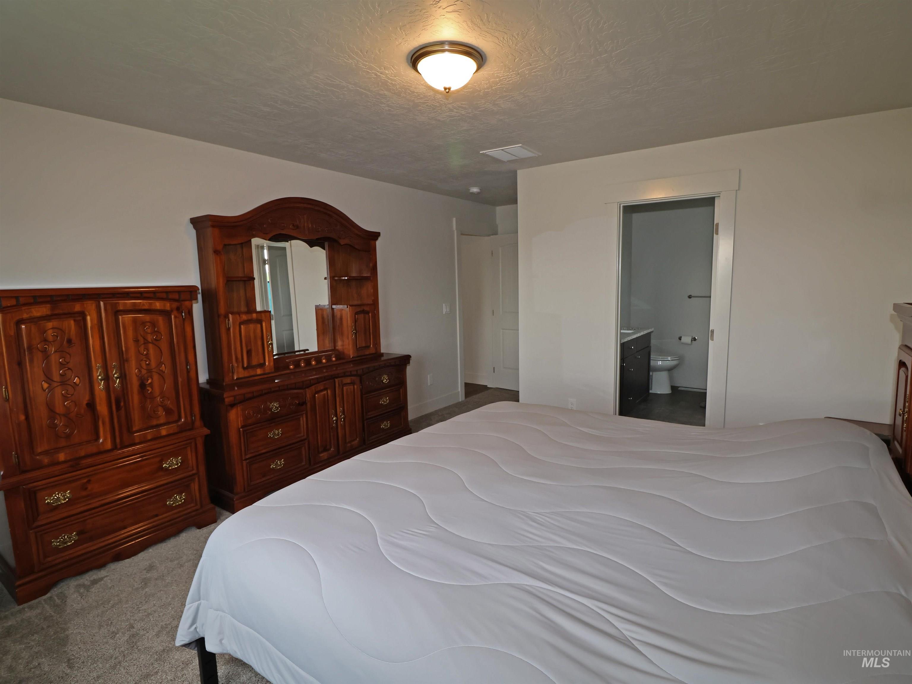 2272 Golf Lane Property Photo 16