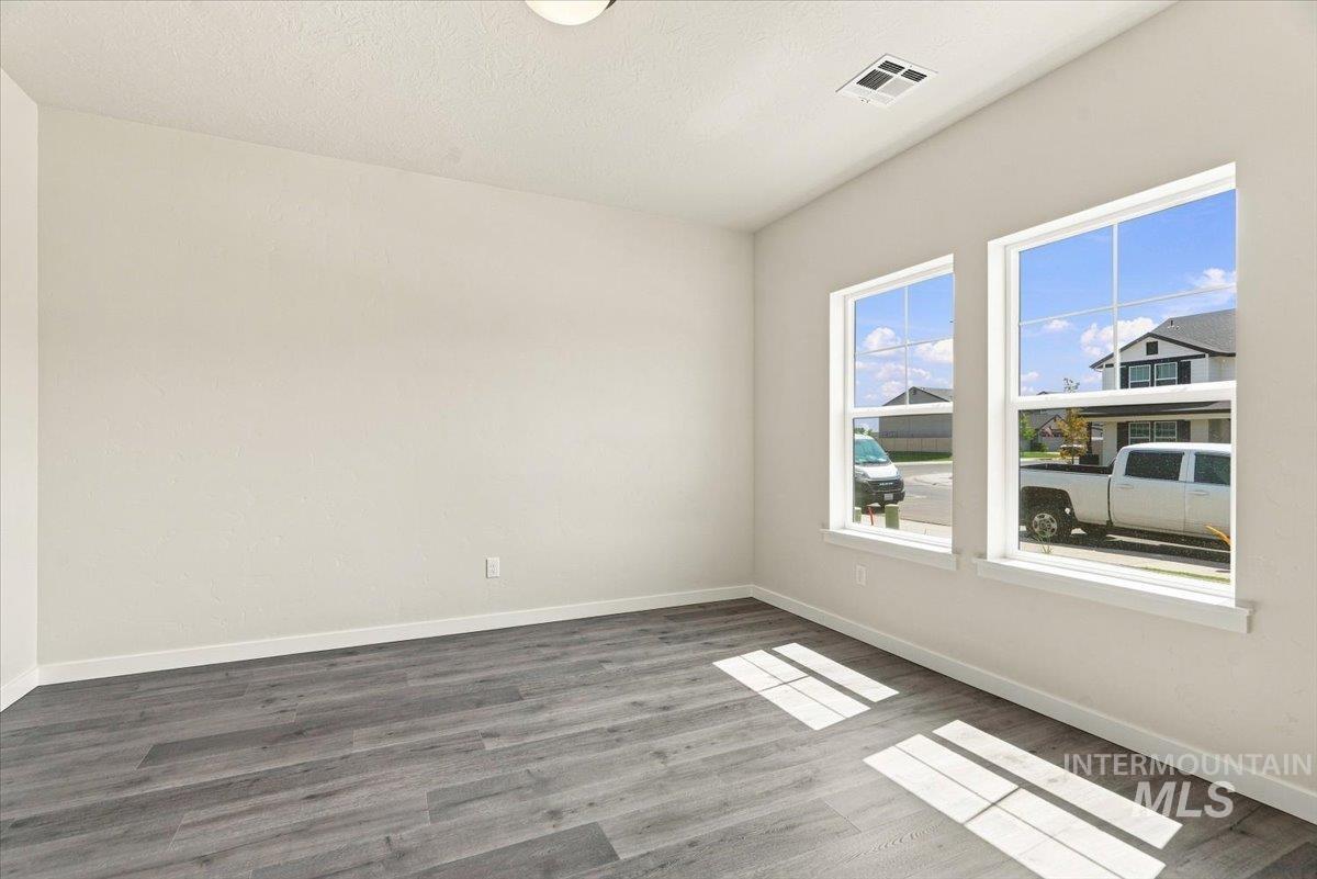 11326 W Tutor St Property Photo 4