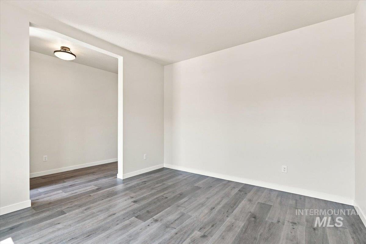 11326 W Tutor St Property Photo 5