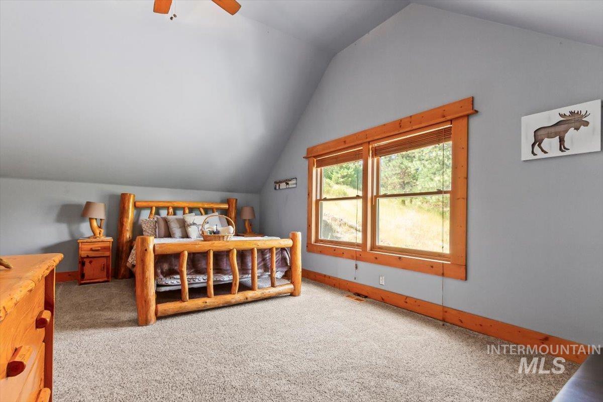 8 Condor Circle Property Photo 22