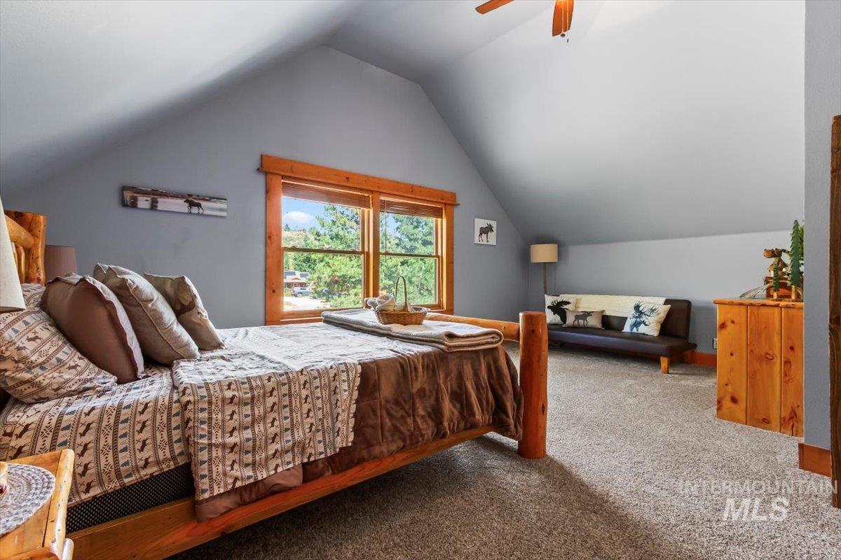 8 Condor Circle Property Photo 24