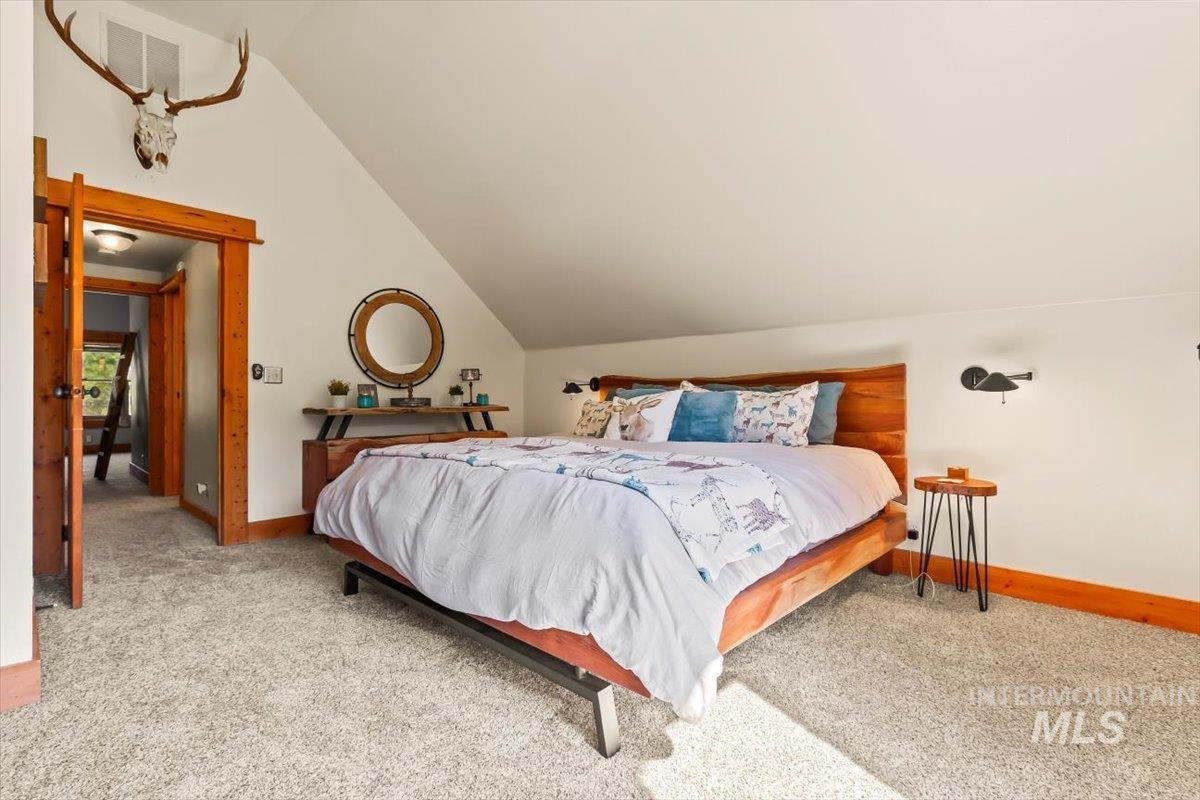 8 Condor Circle Property Photo 27