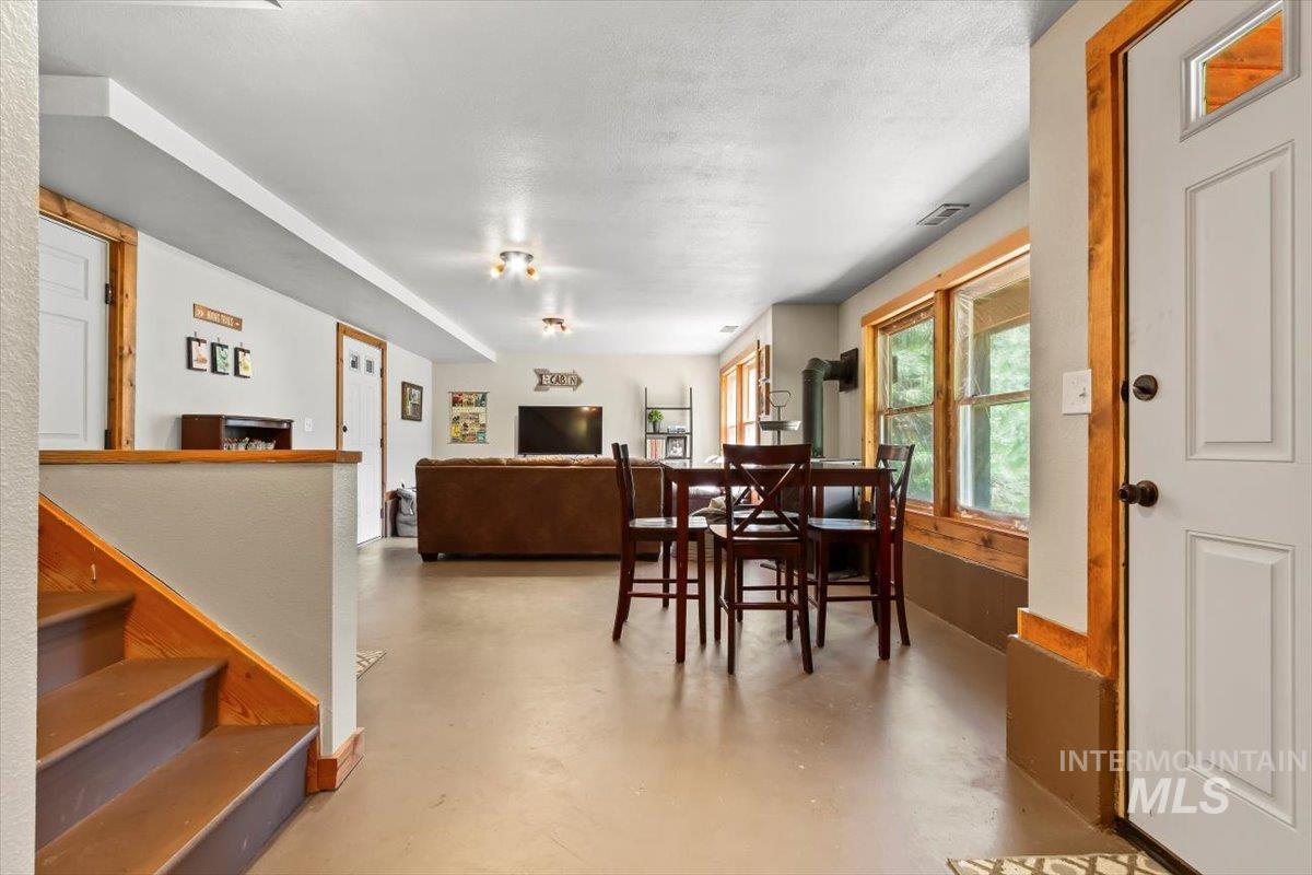 8 Condor Circle Property Photo 32