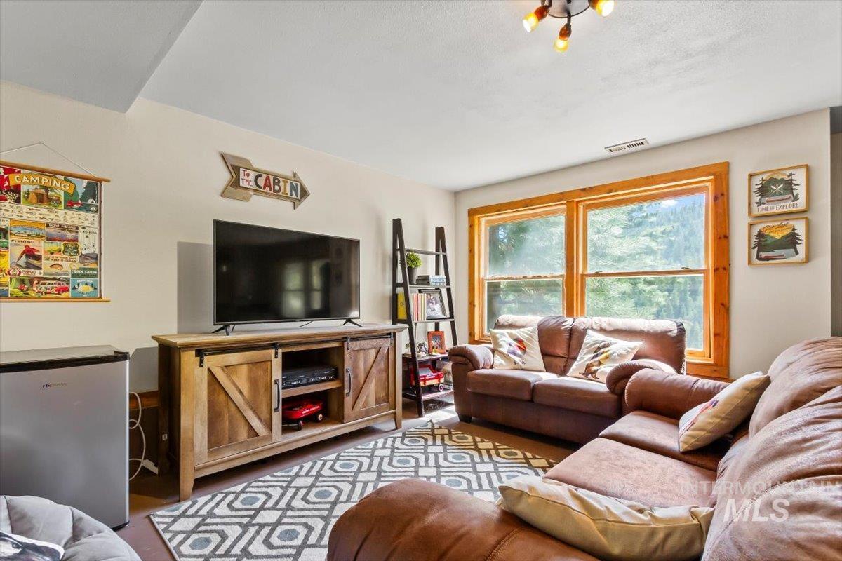 8 Condor Circle Property Photo 34