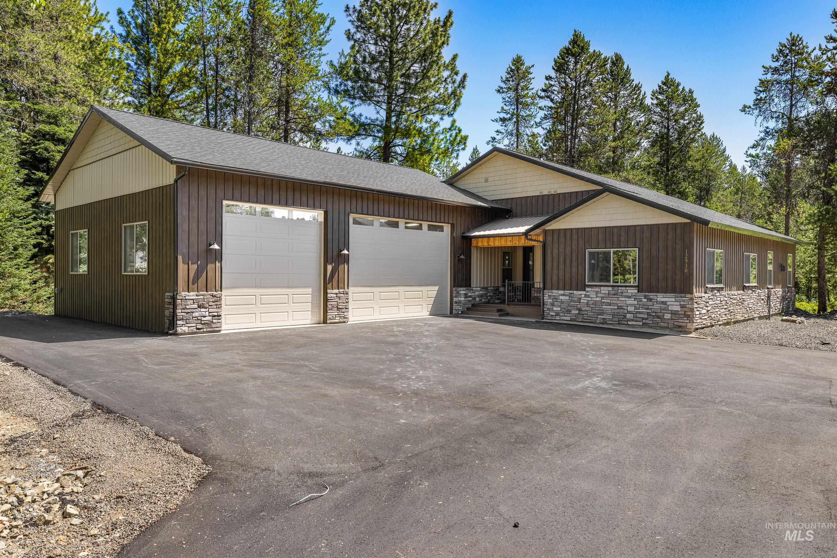 12930 Dawn Dr. Property Photo 2