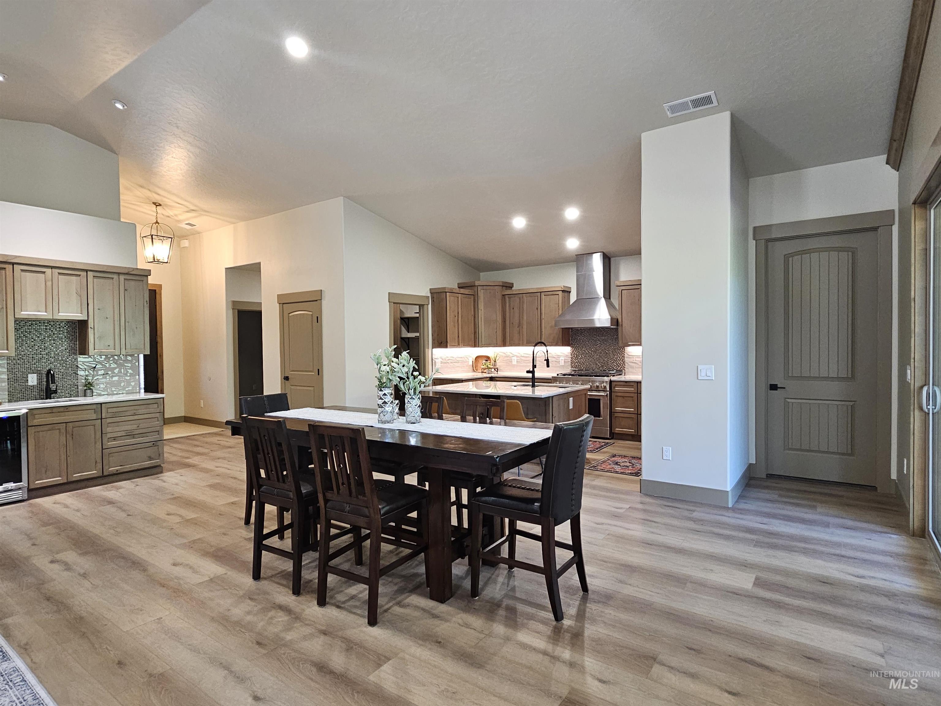 12930 Dawn Dr. Property Photo 11