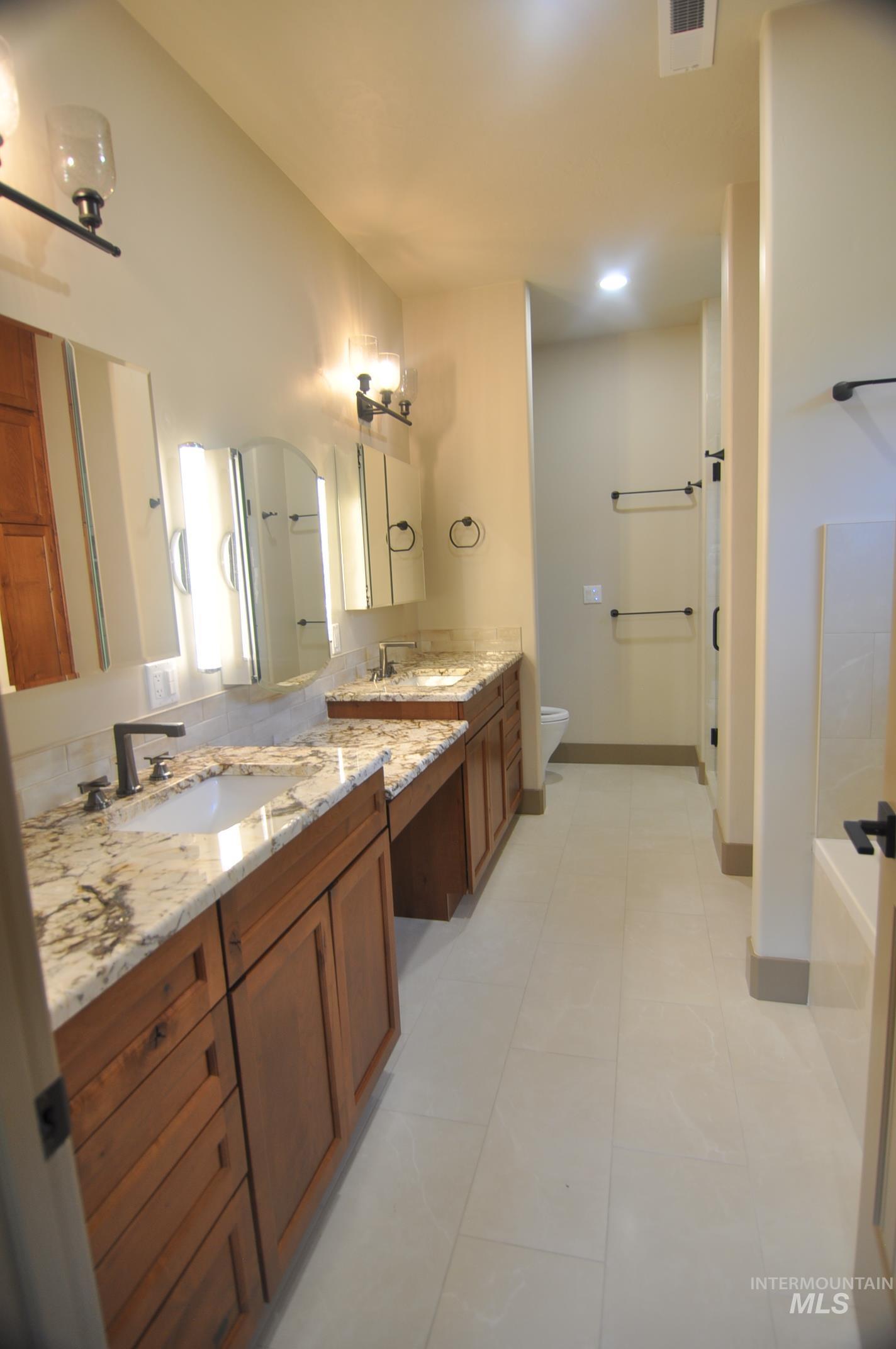12930 Dawn Dr. Property Photo 31