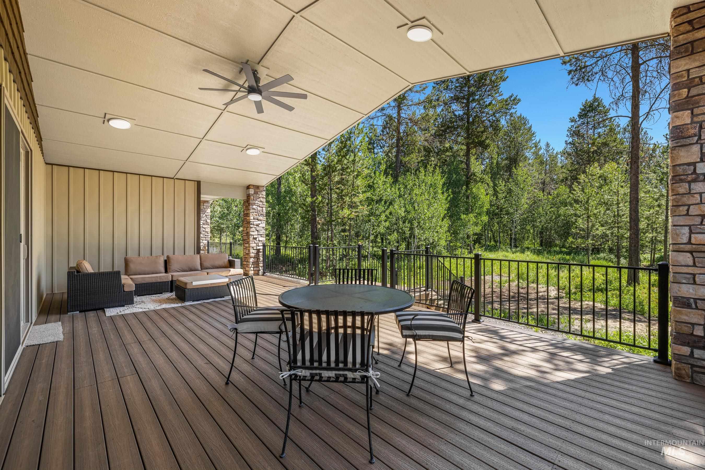 12930 Dawn Dr. Property Photo 46