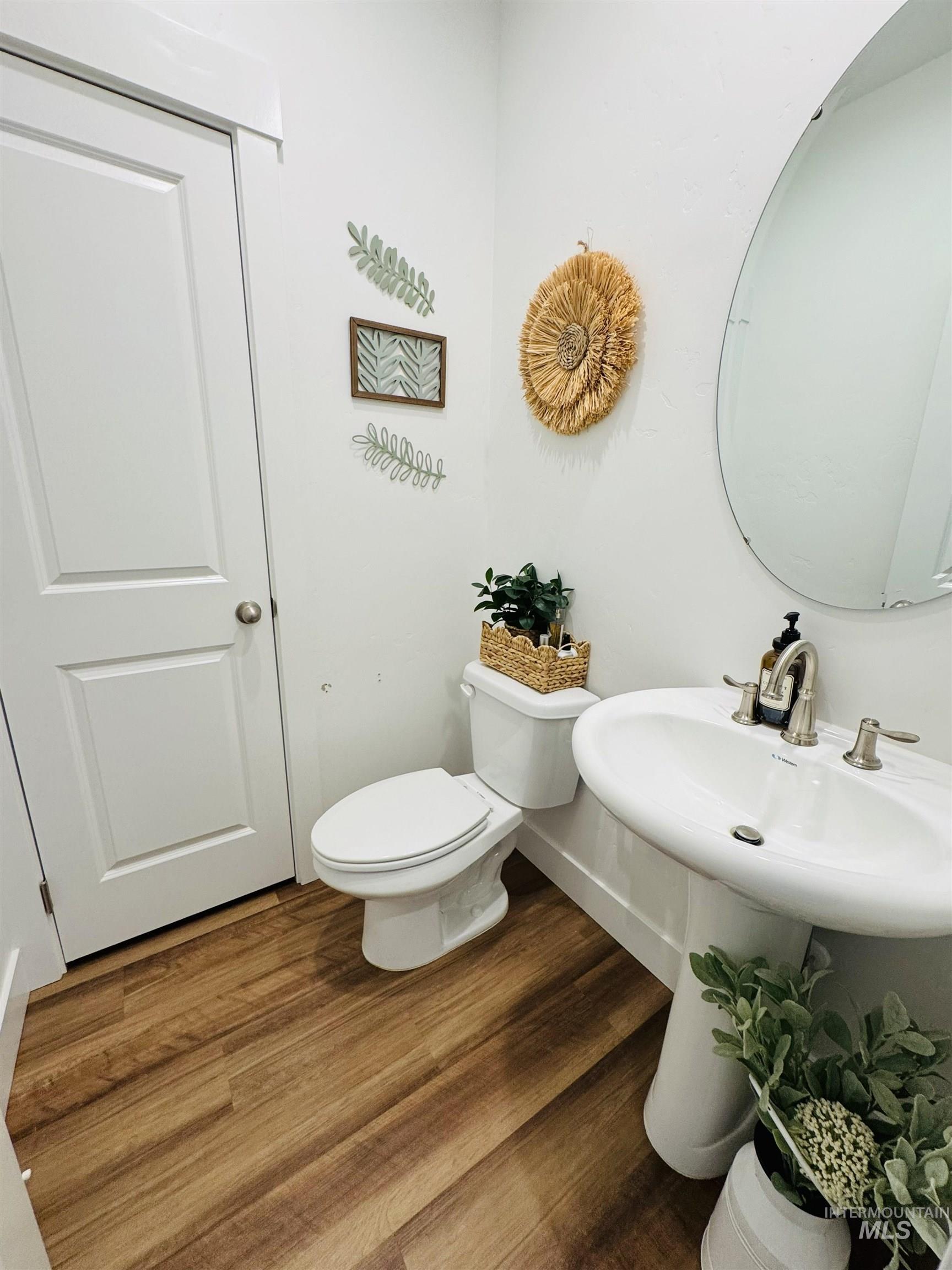 12637 S Averyon Way Property Photo 8