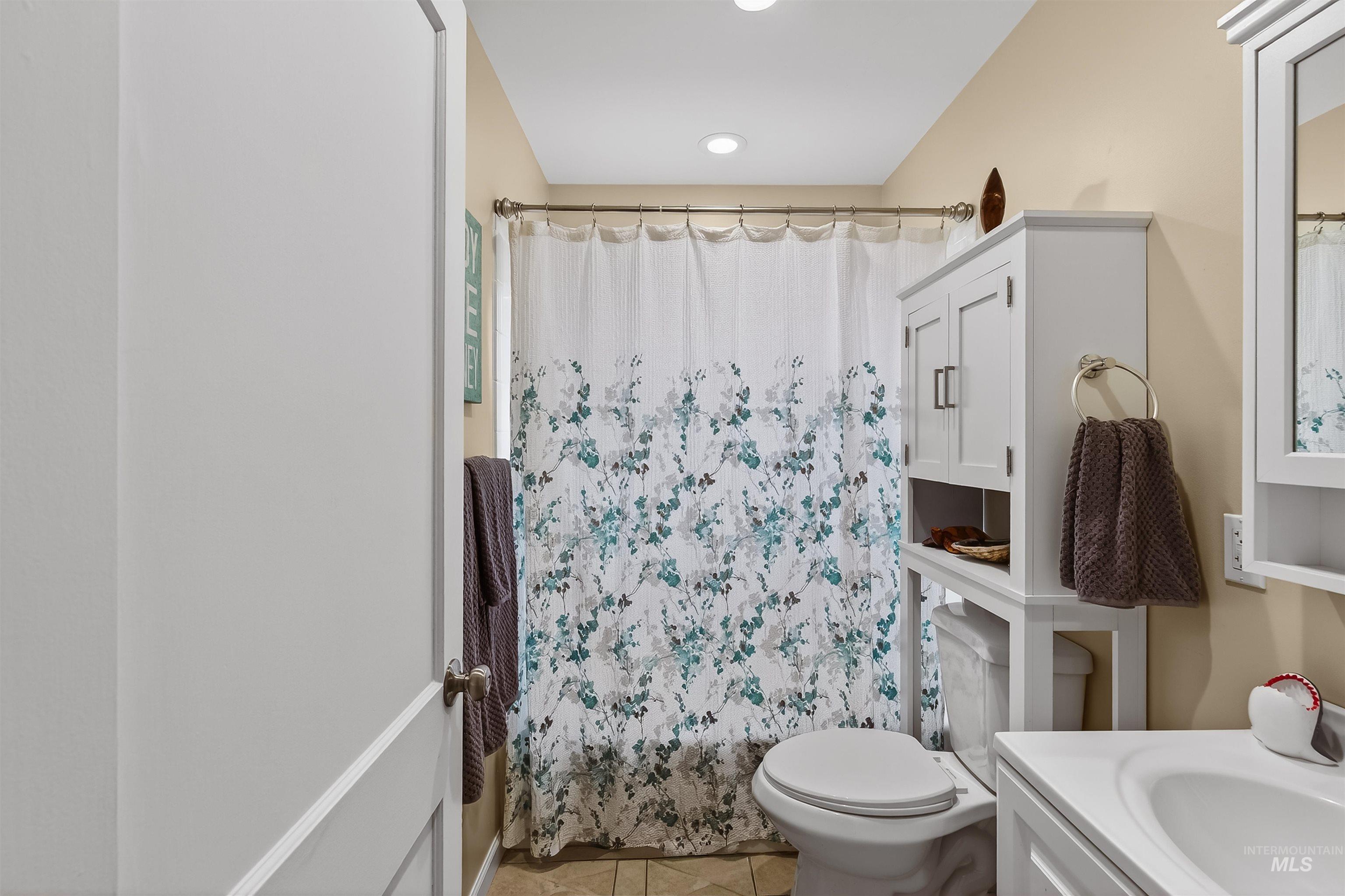 835 12th St. Property Photo 11