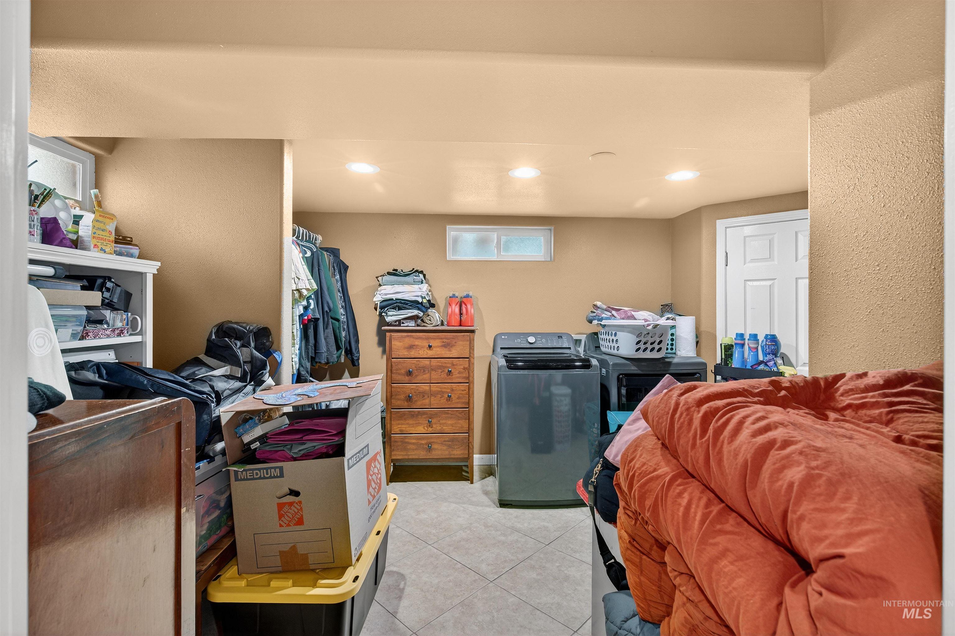 835 12th St. Property Photo 21