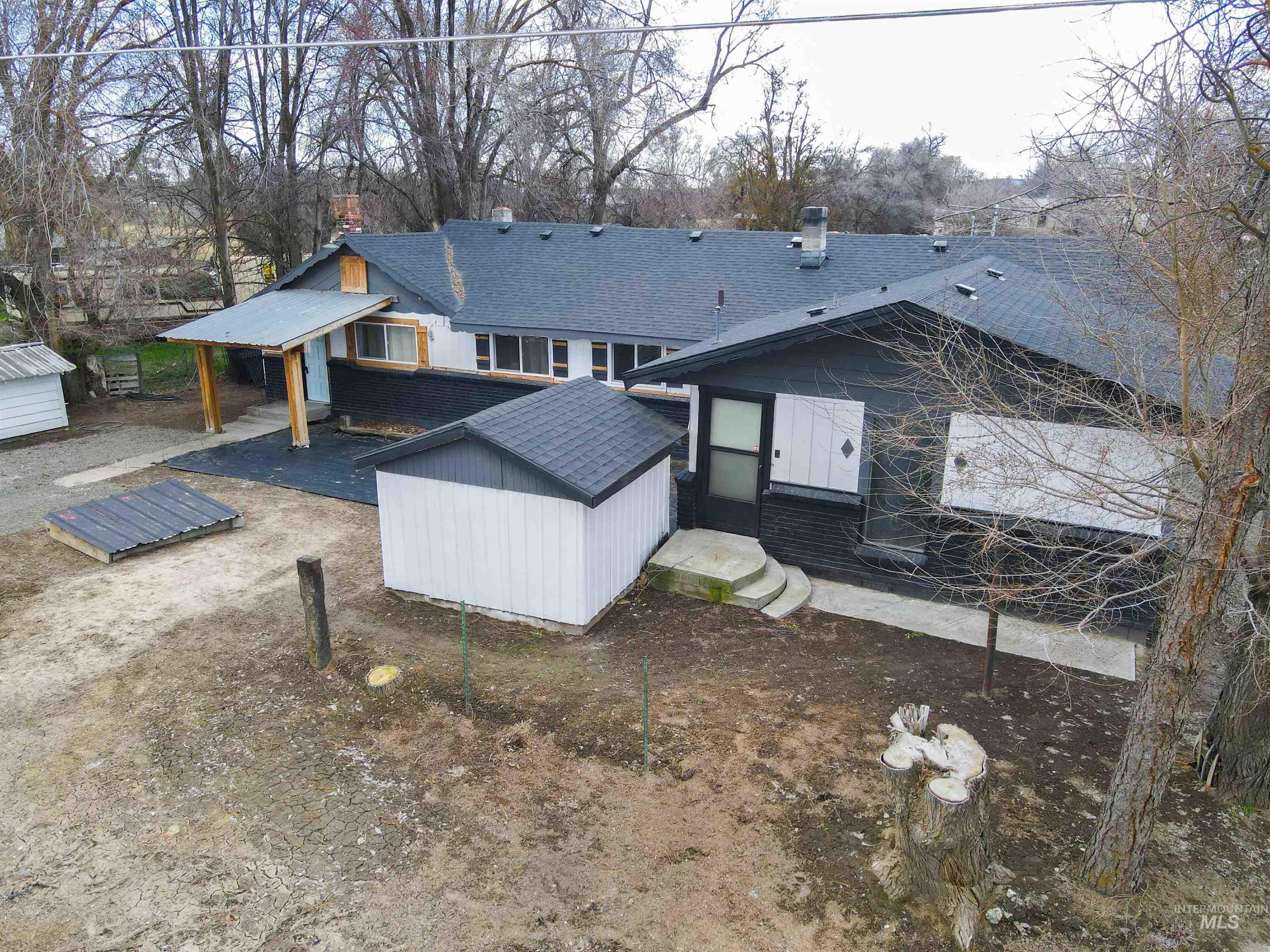 385/383 Bass St. Property Photo 45