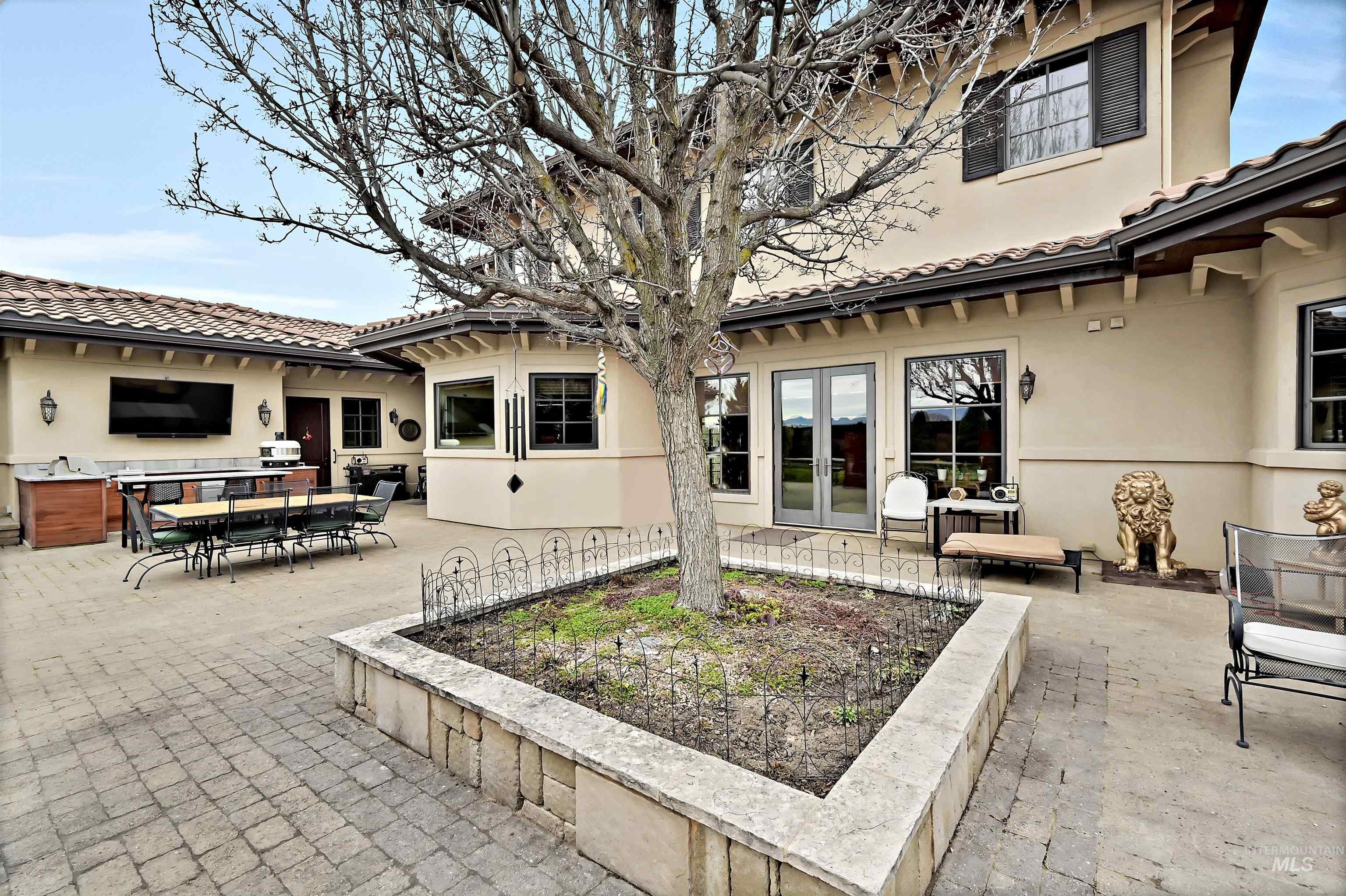 1810 N Valle Bello Way Property Photo 33