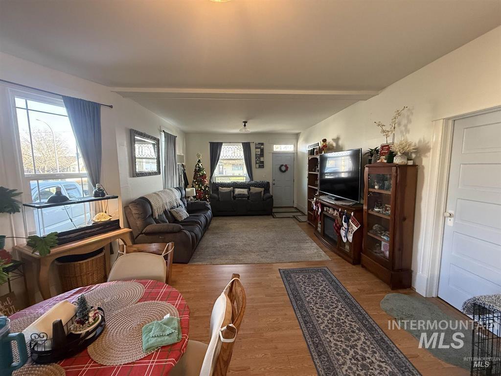 1148 6th Street Property Photo 8