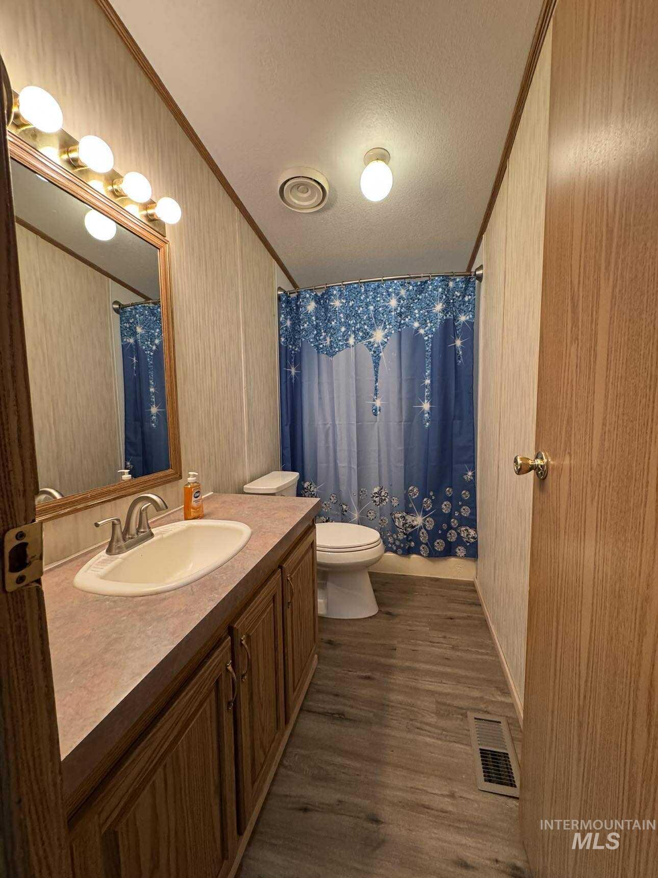 174 Elmwood Loop Property Photo 9