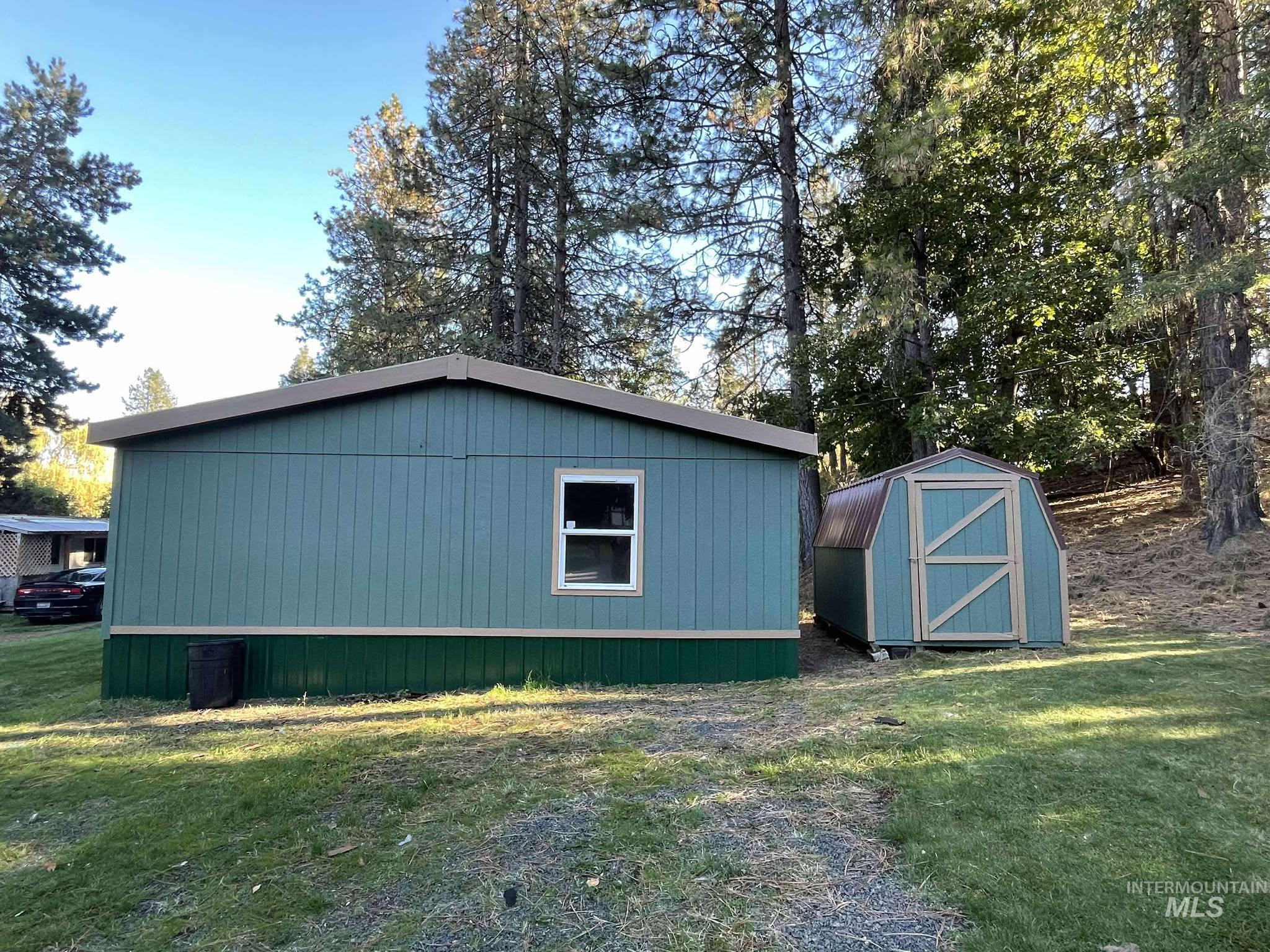 174 Elmwood Loop Property Photo 10