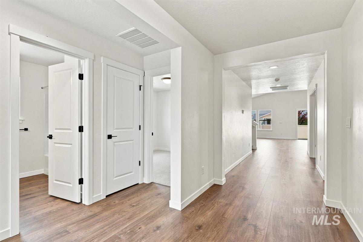 7728 E Westing House St Property Photo 3