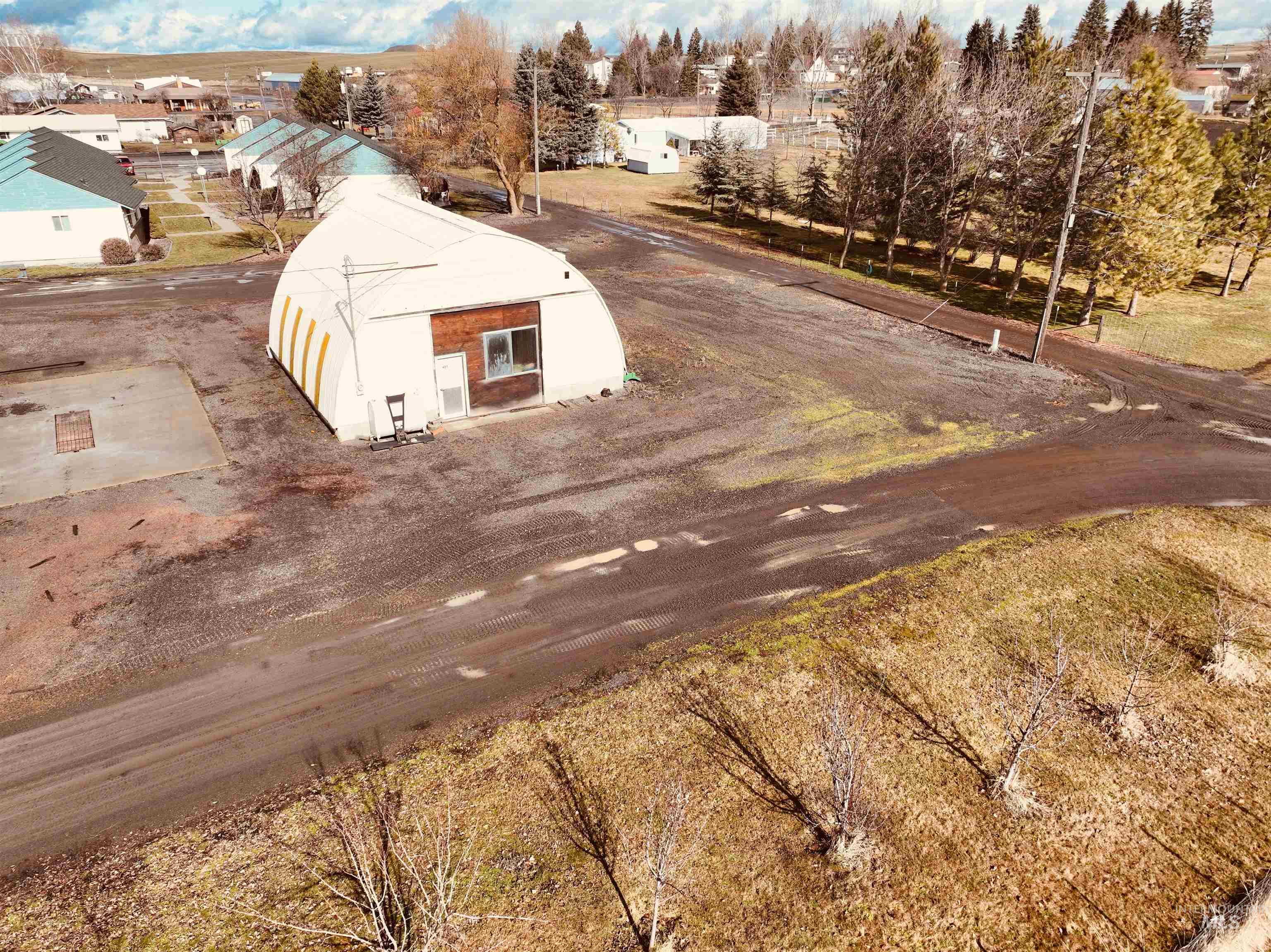 405 6th Ave Property Photo 11