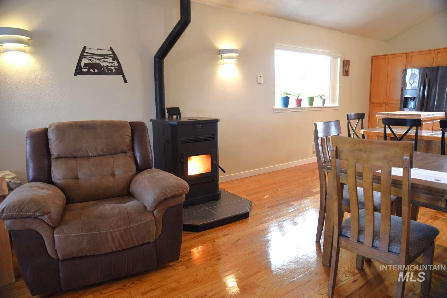 1065 Loafer Lane Property Photo 10