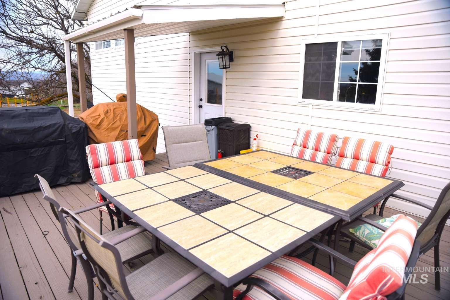 1065 Loafer Lane Property Photo 16