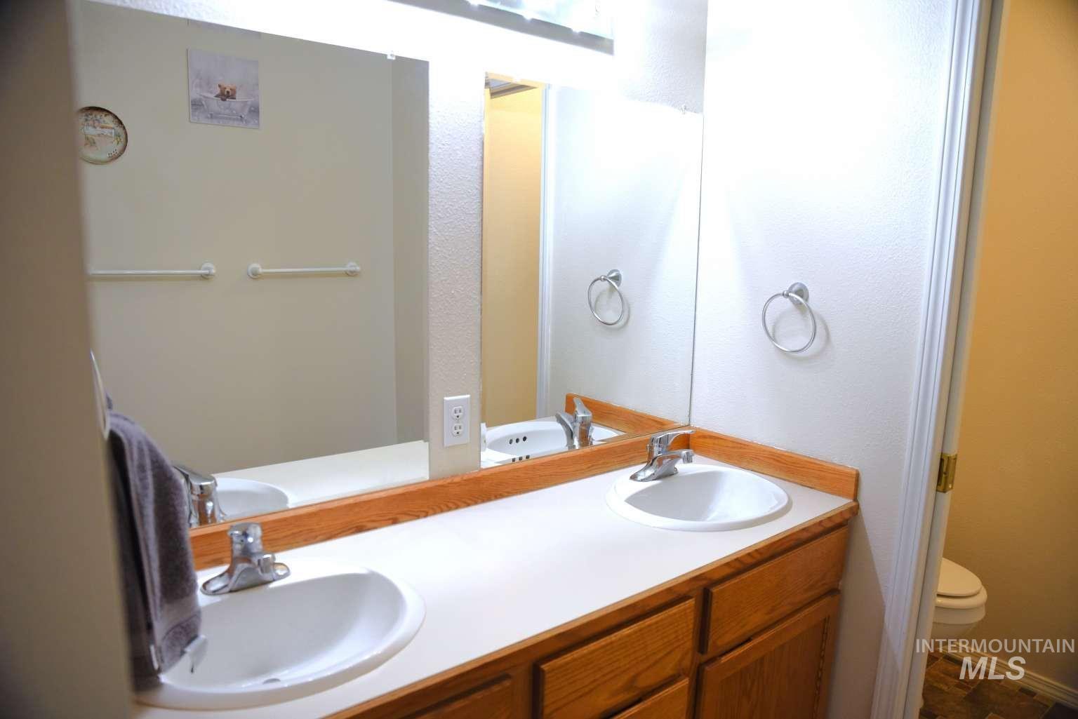 1065 Loafer Lane Property Photo 33