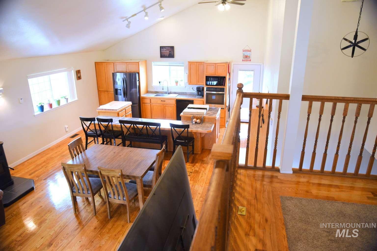 1065 Loafer Lane Property Photo 34