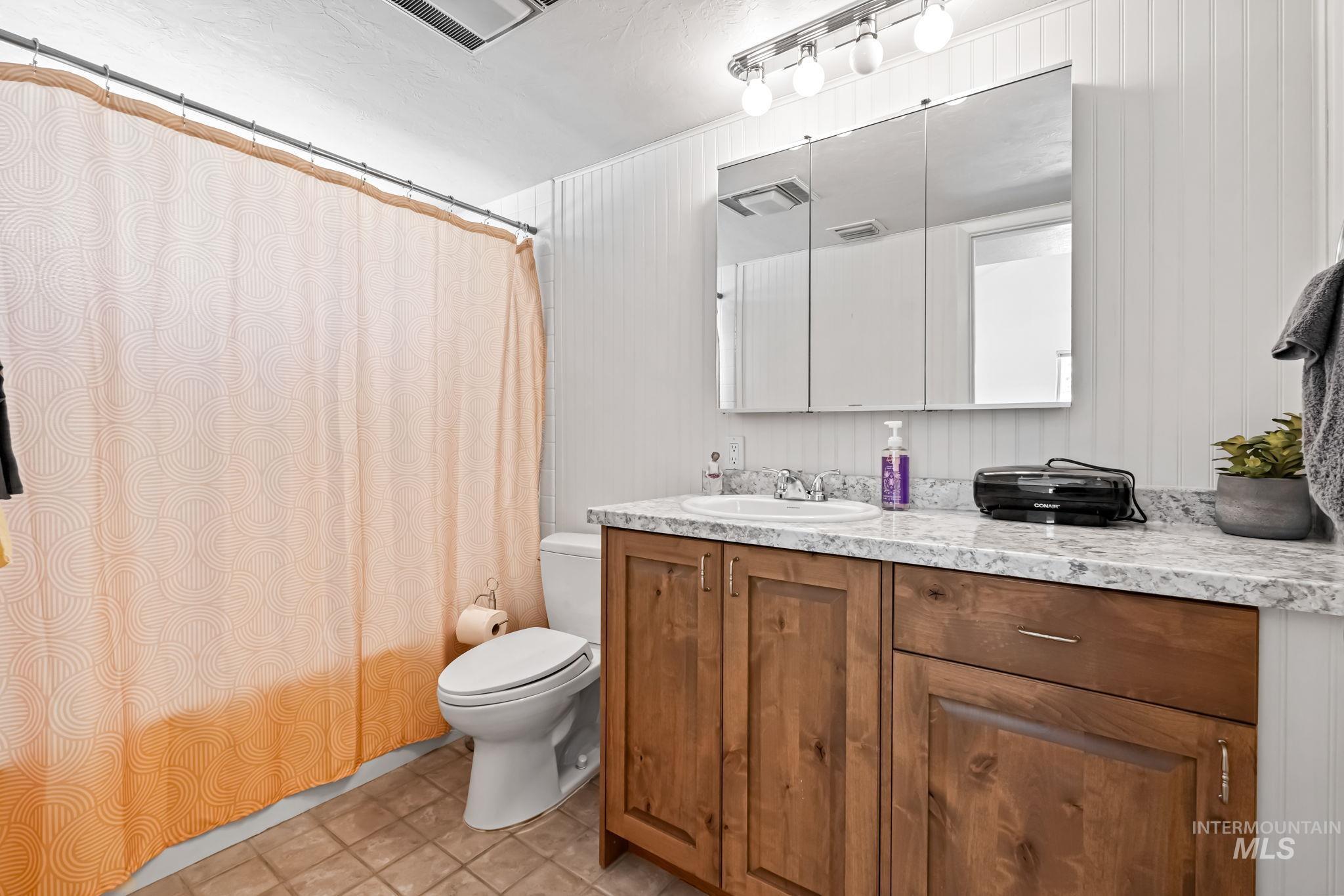 4525 Kanaka Ct. Property Photo 28